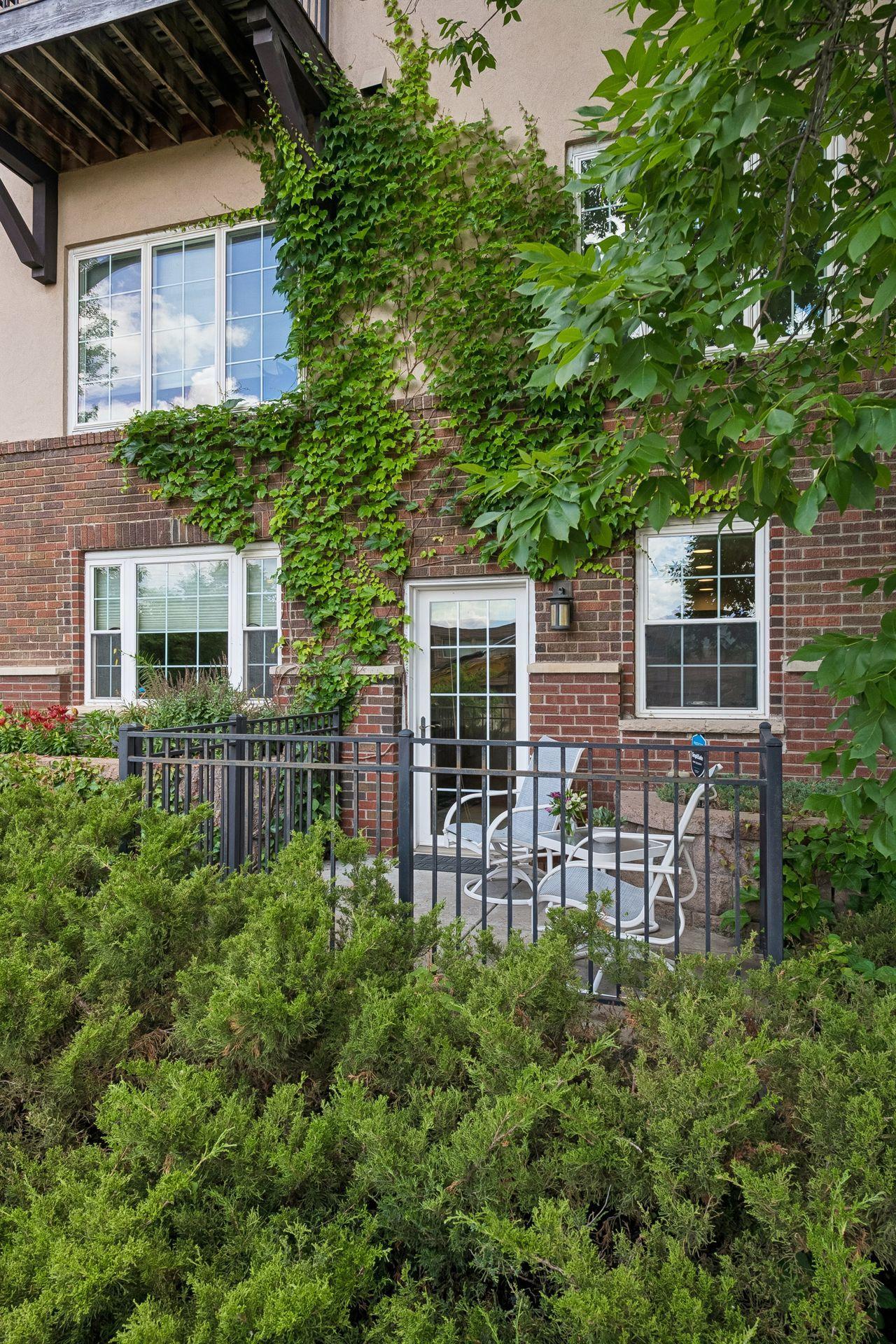 1926 Pleasant Avenue Unit: 101