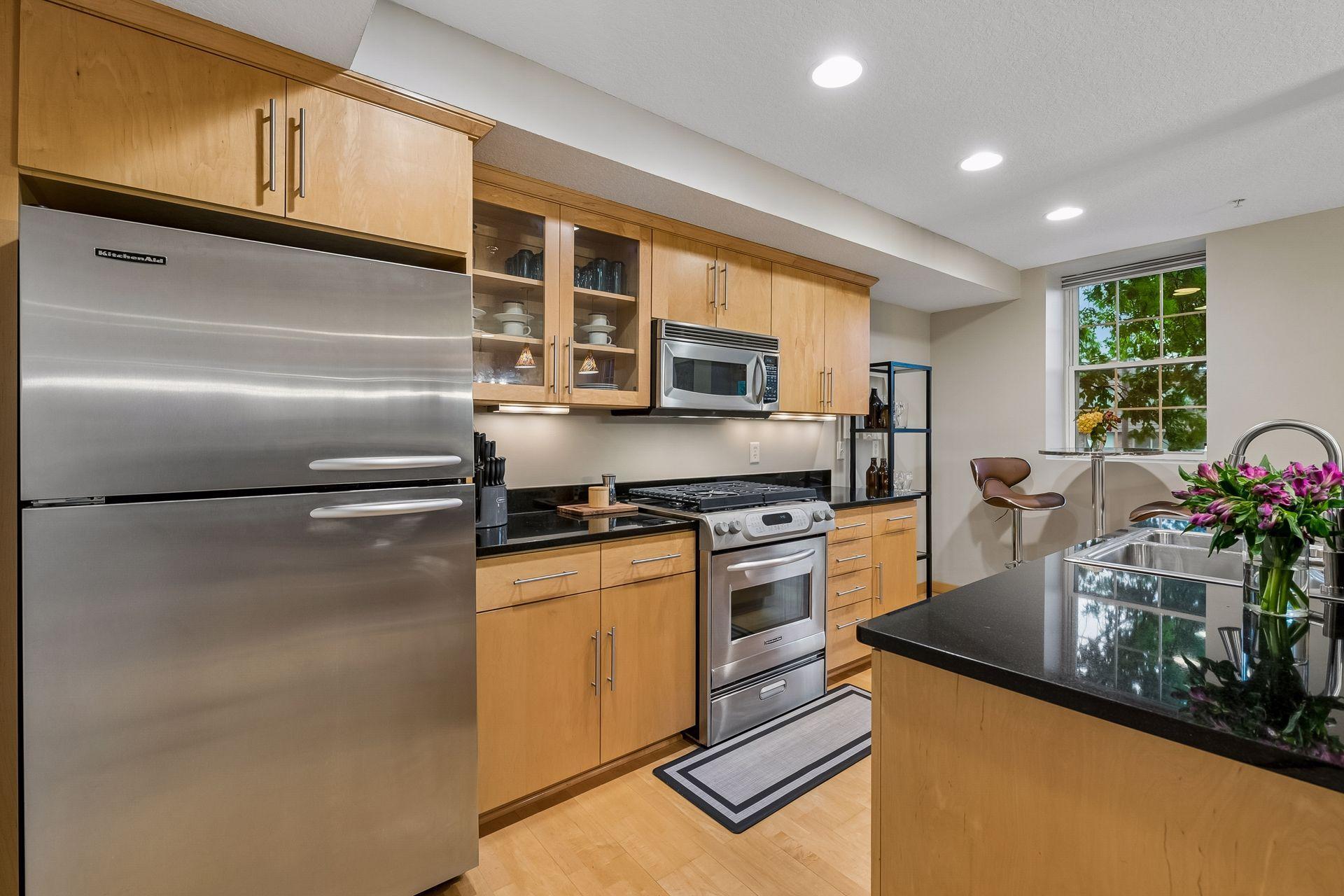 1926 Pleasant Avenue Unit: 101
