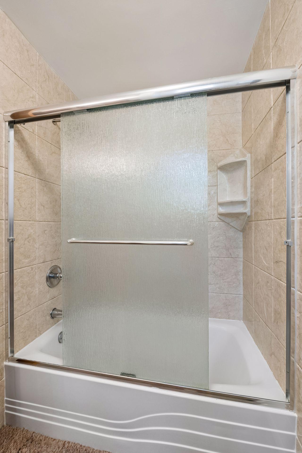 318 E 44th Street