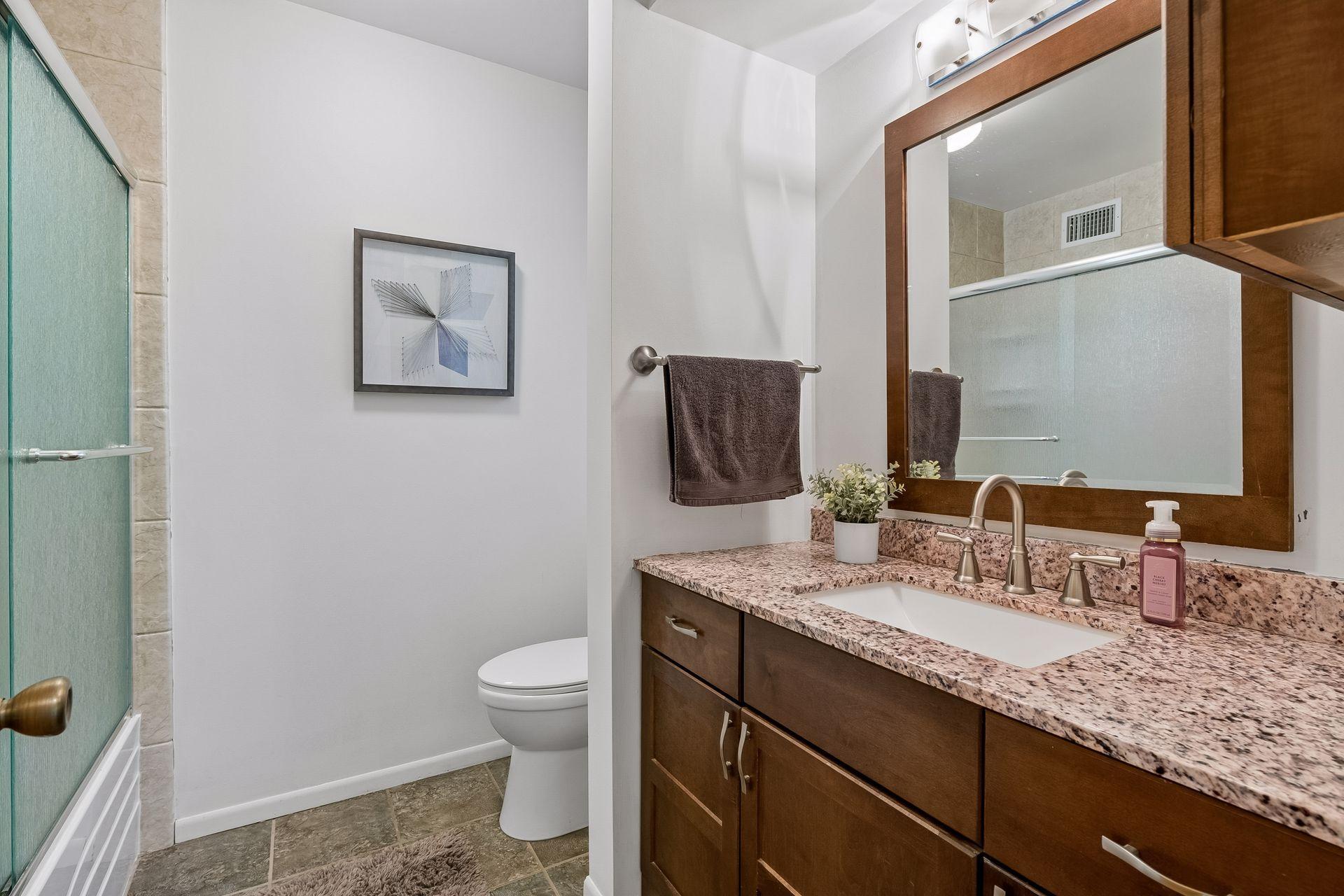 318 E 44th Street