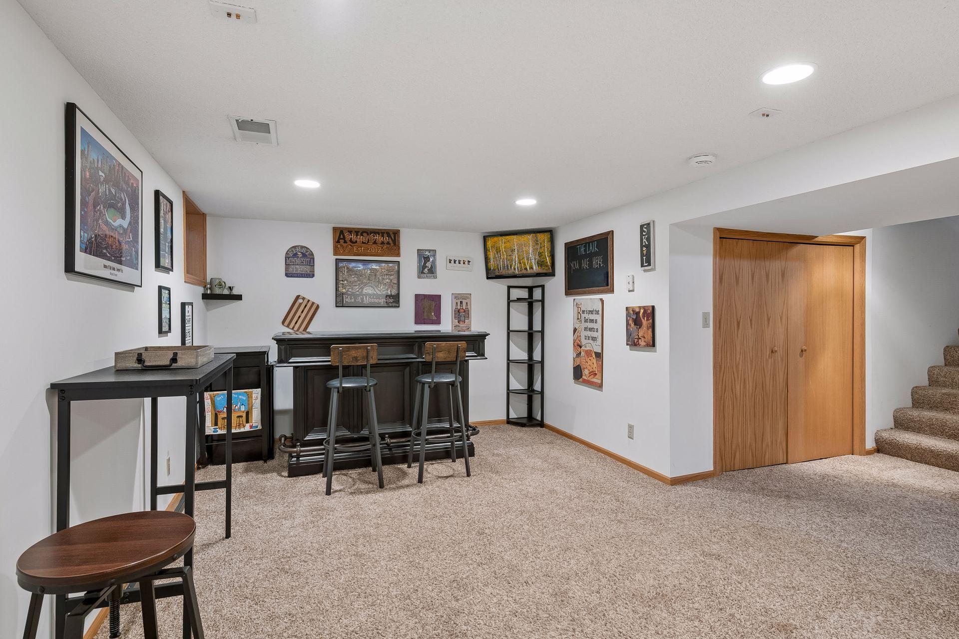 318 E 44th Street