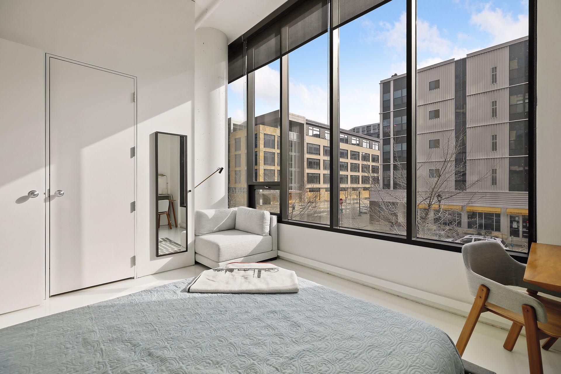 750 S 2nd Street Unit: 202