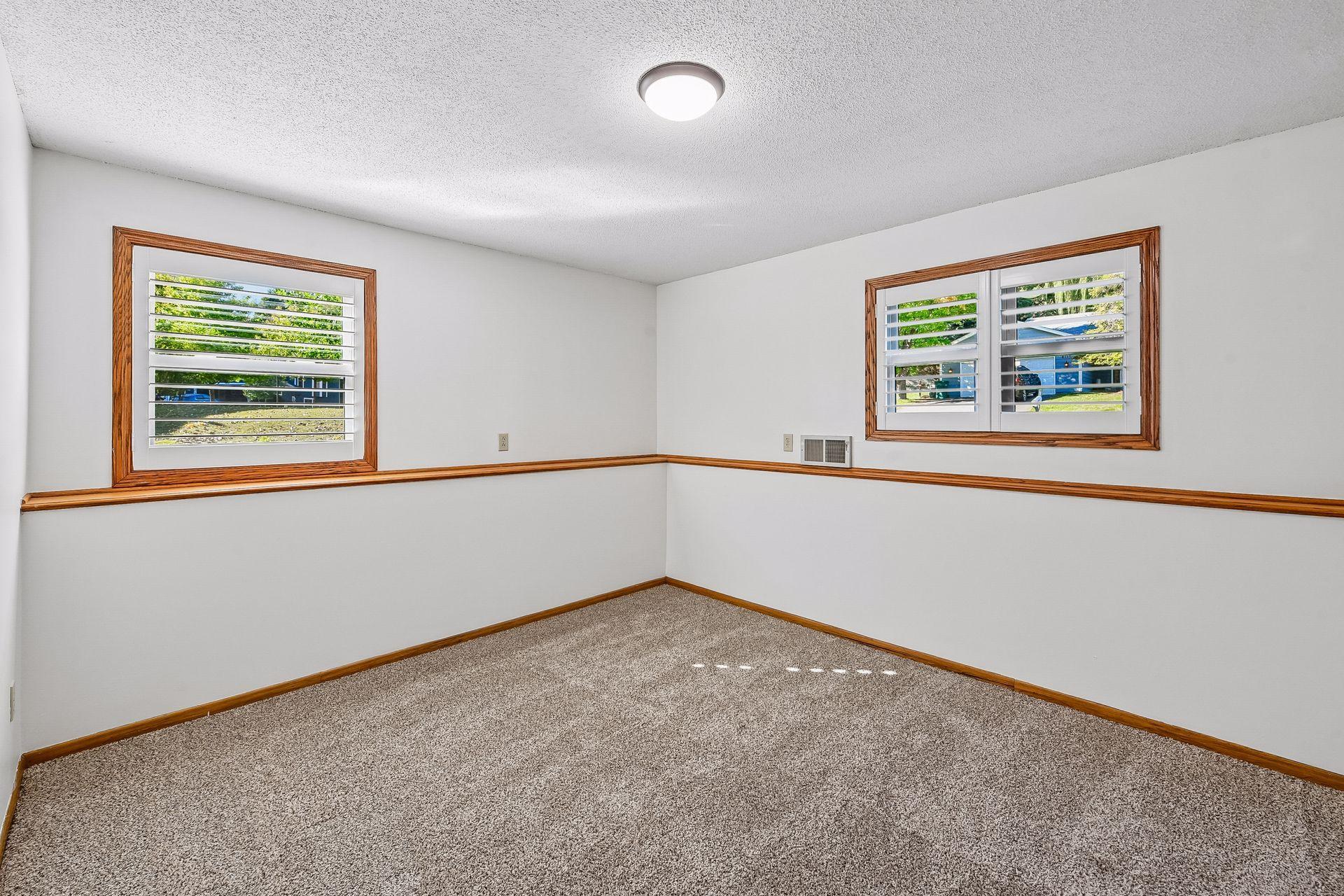8113 Dakota Lane