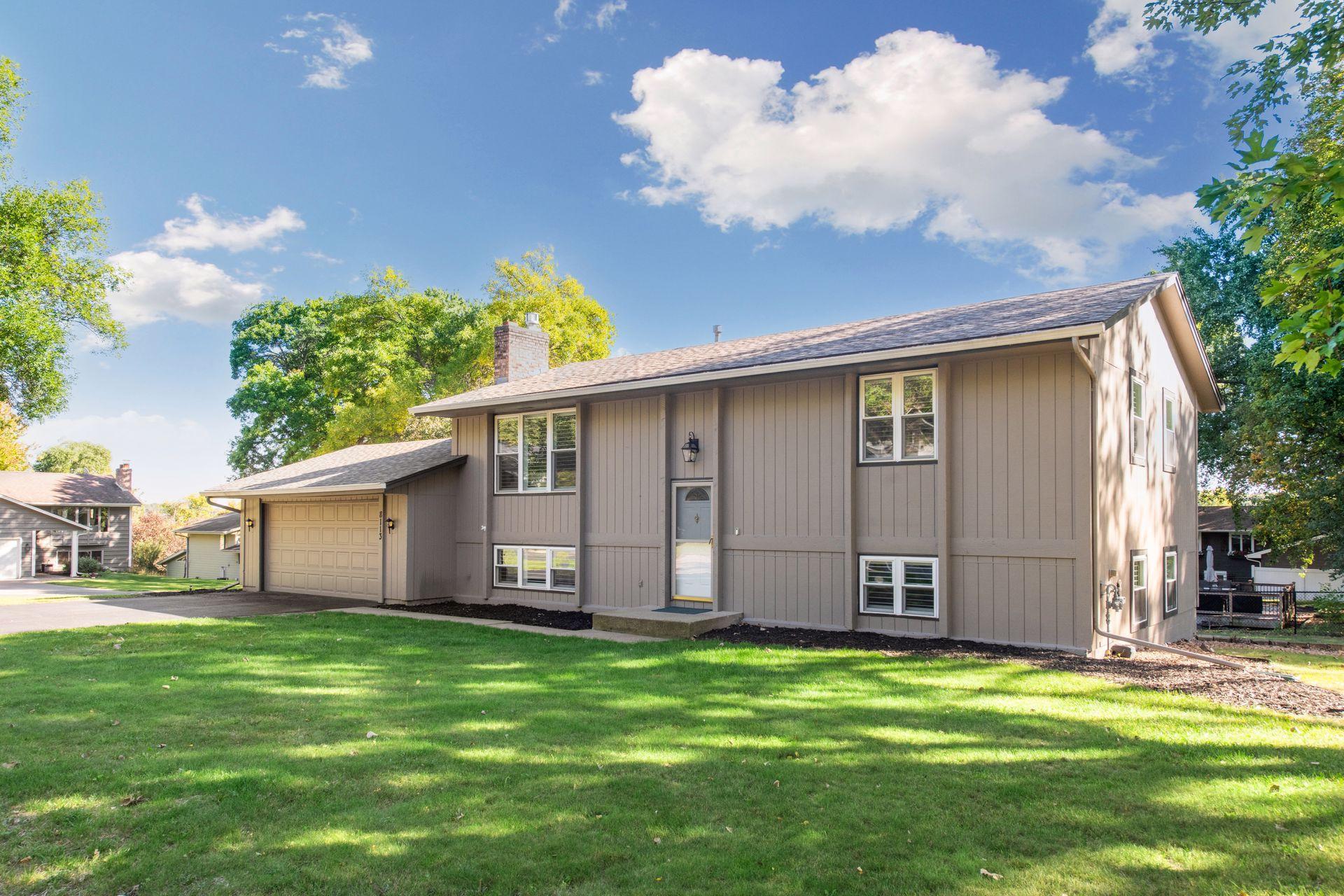 8113 Dakota Lane