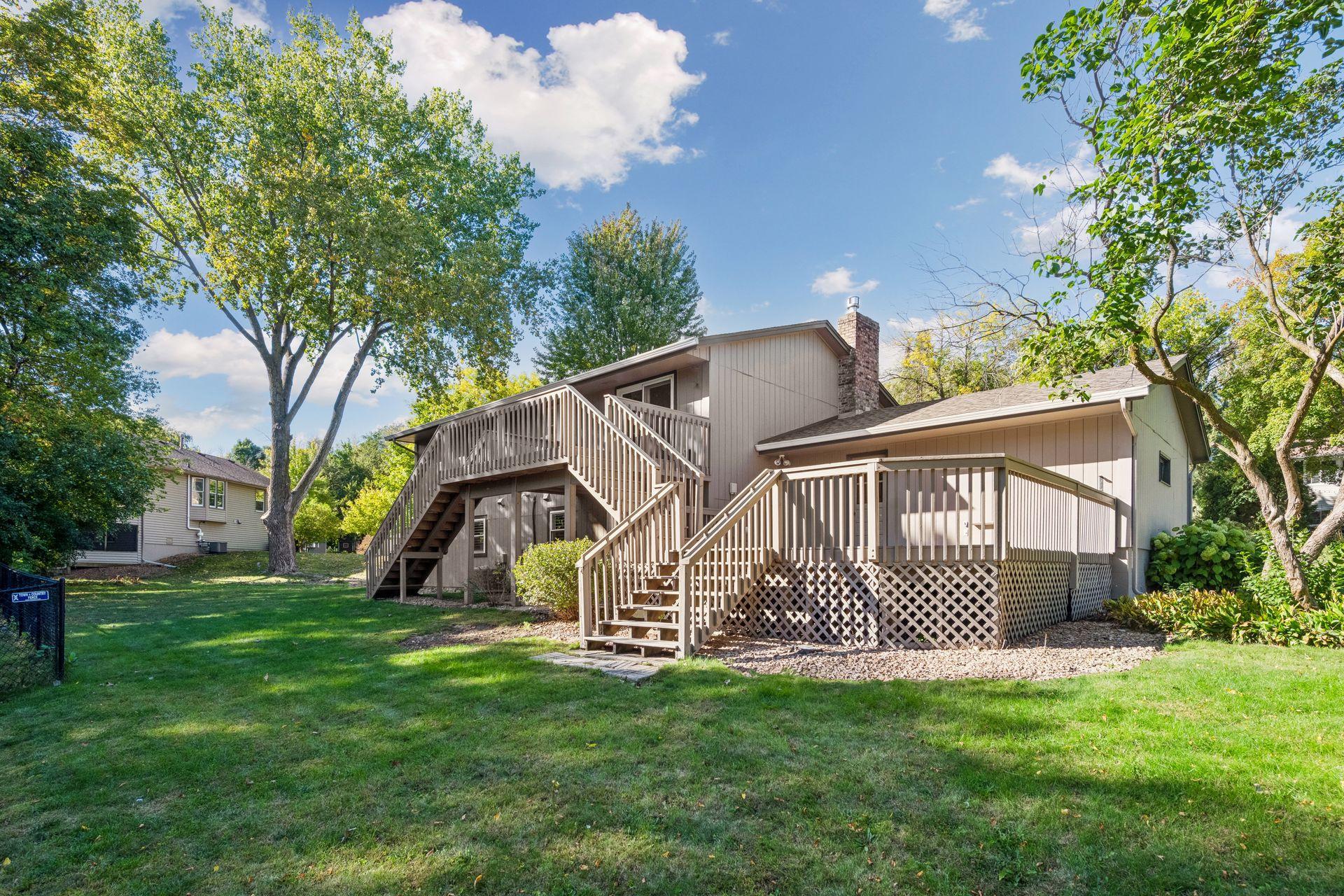 8113 Dakota Lane
