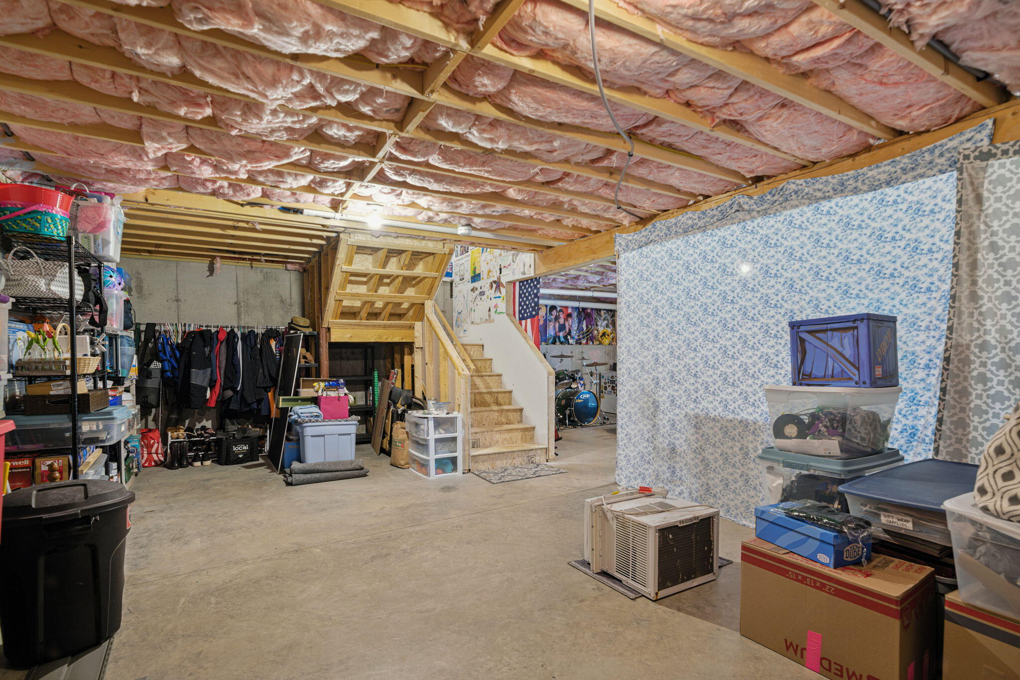 33 Titcomb Lane
