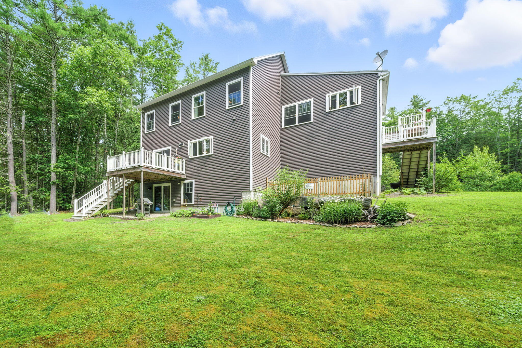 33 Titcomb Lane