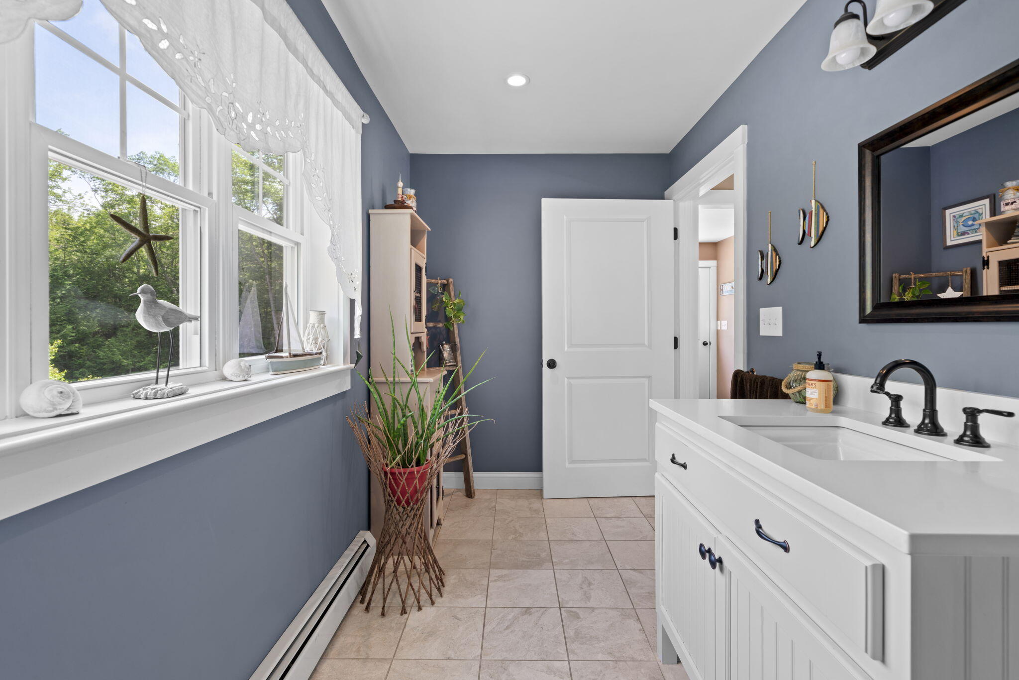 33 Titcomb Lane