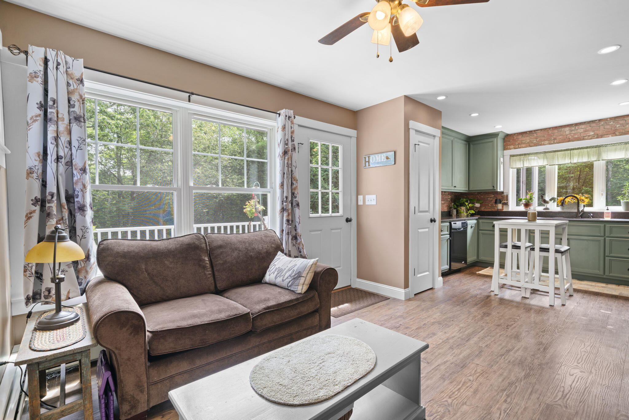 33 Titcomb Lane