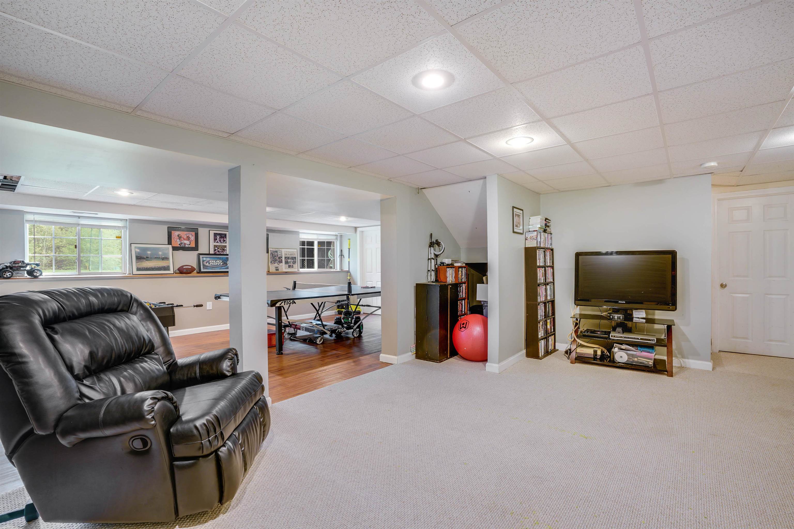 16 Metacomet Lake Drive
