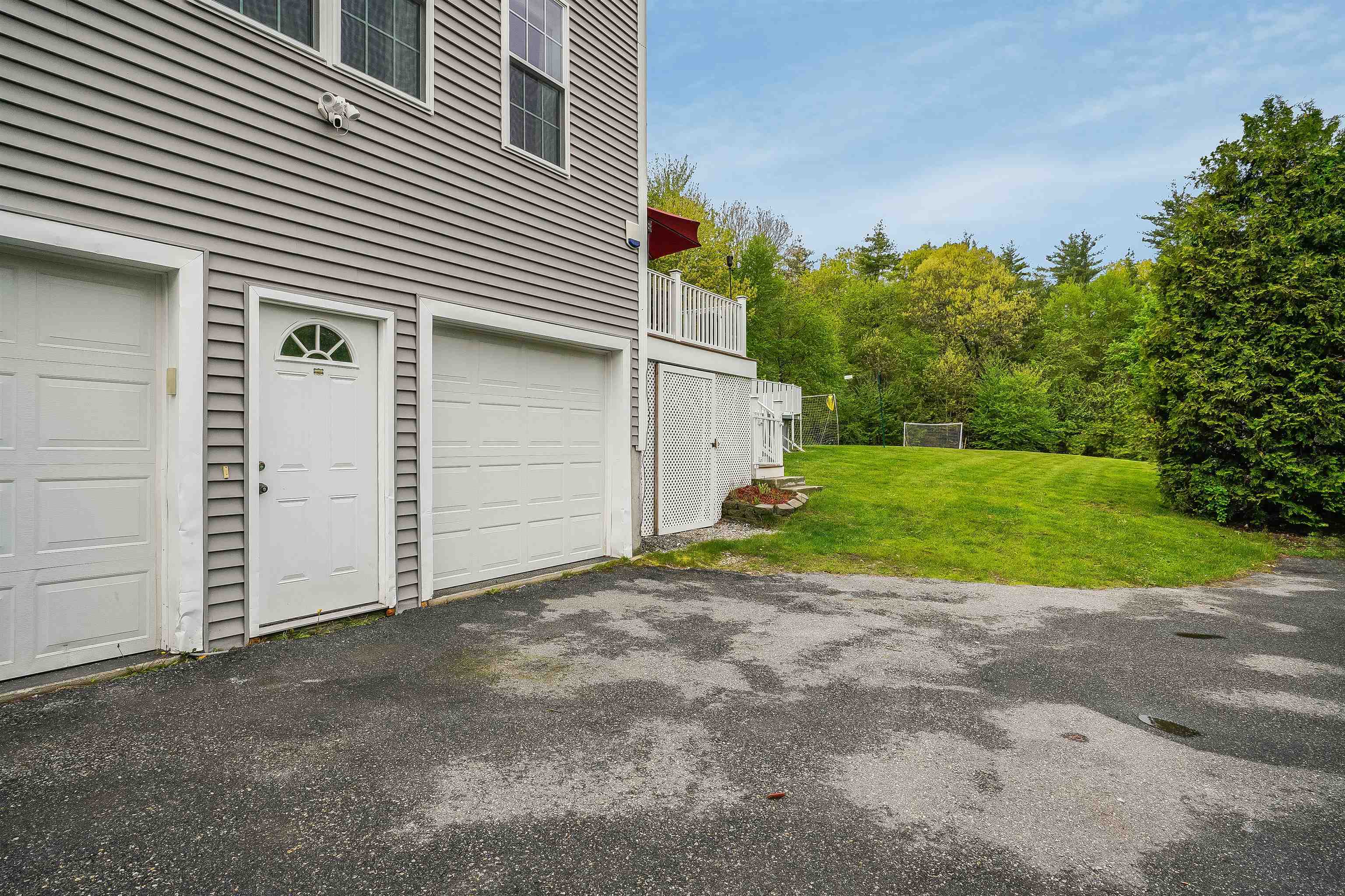 16 Metacomet Lake Drive