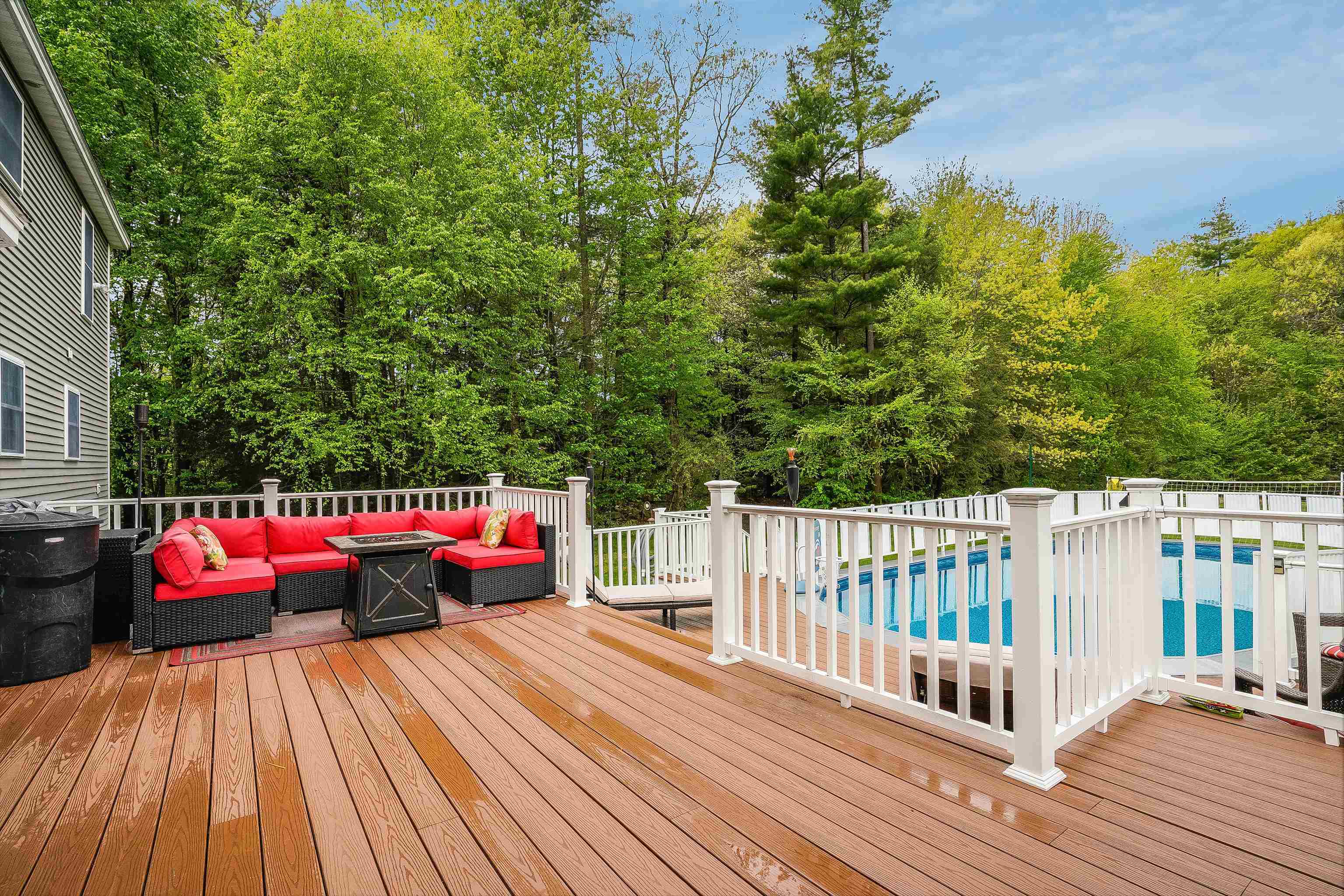 16 Metacomet Lake Drive