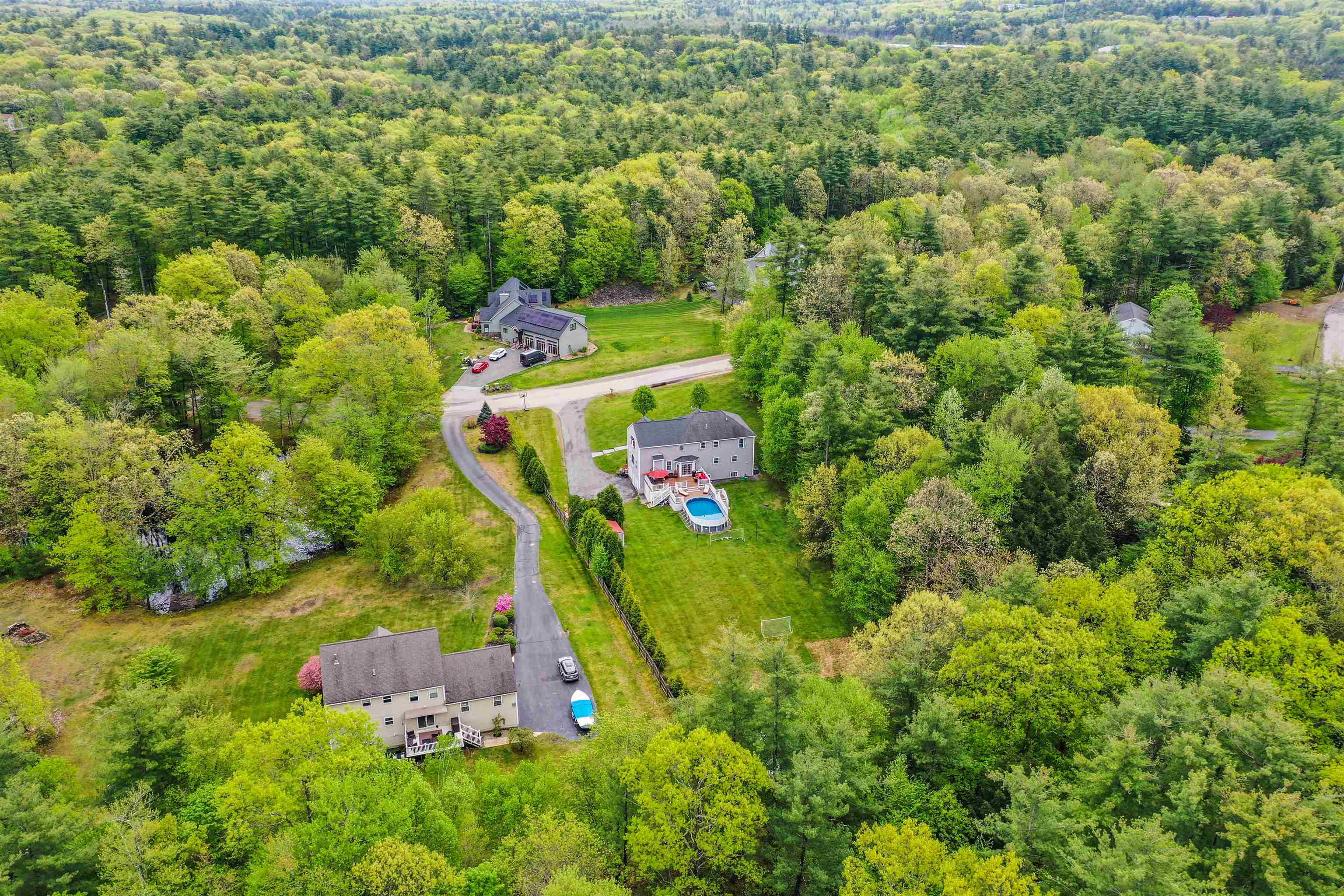 16 Metacomet Lake Drive