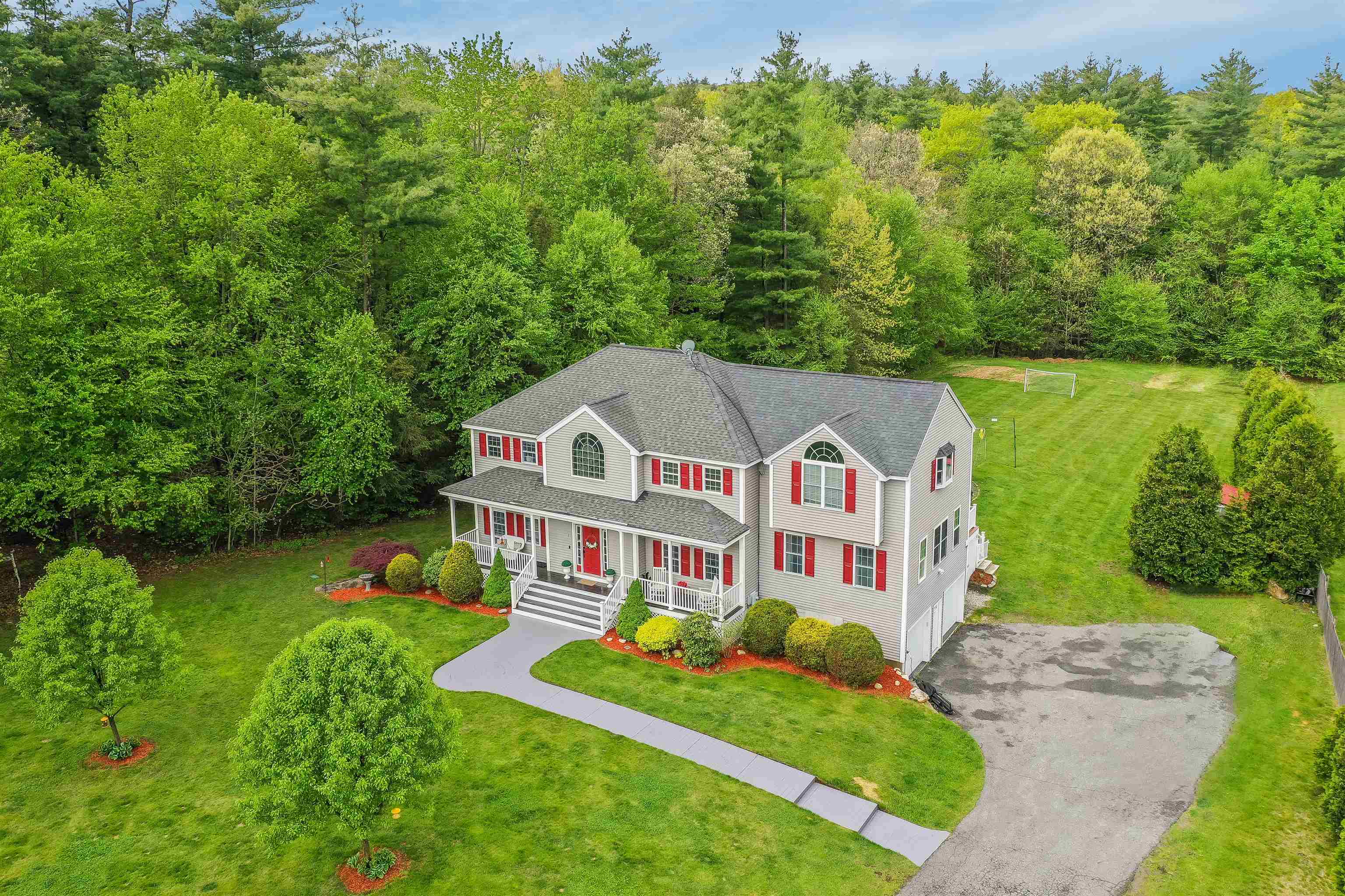 16 Metacomet Lake Drive