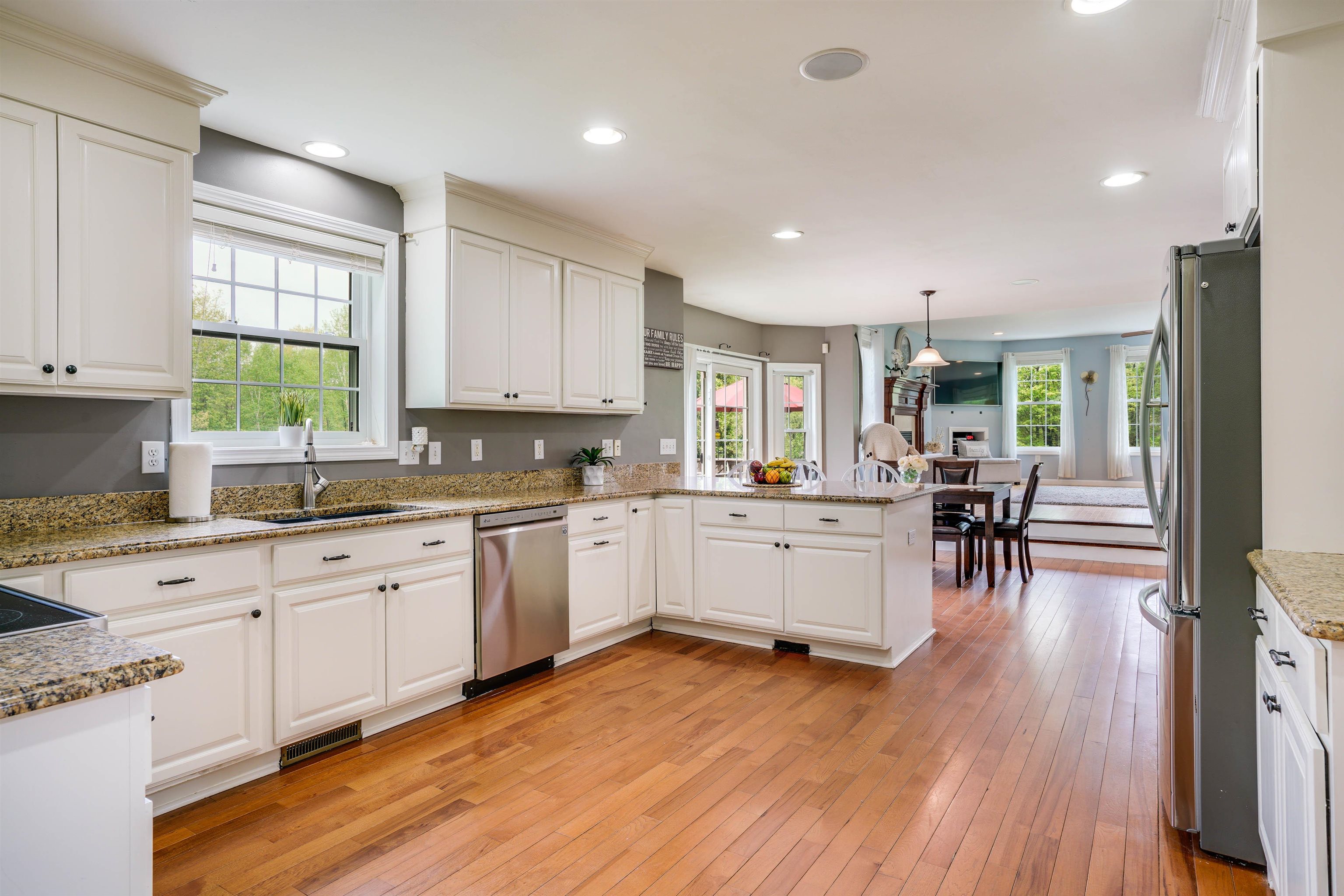 16 Metacomet Lake Drive