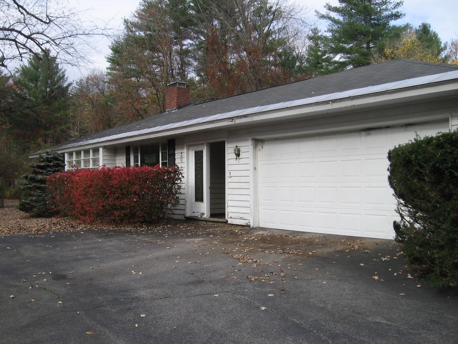 83 Mountain Road