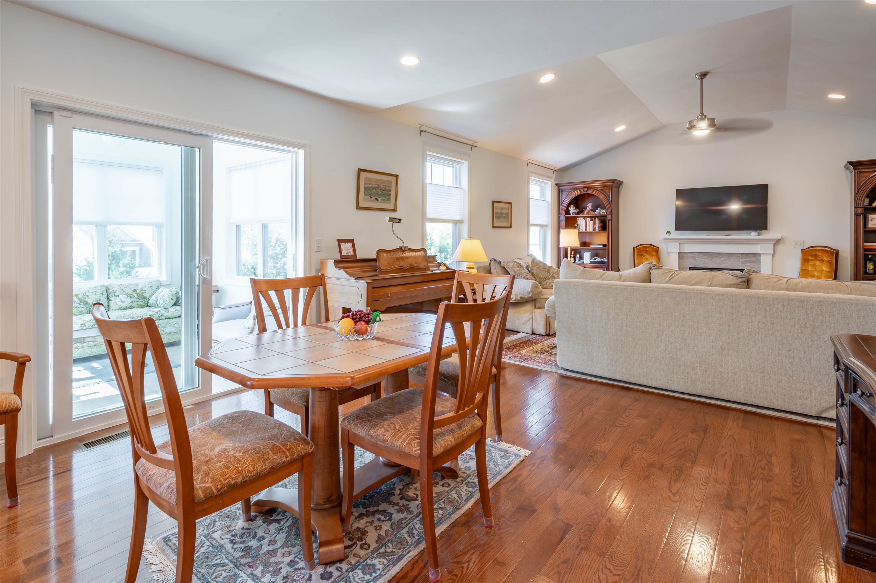 44 Diamondback Avenue