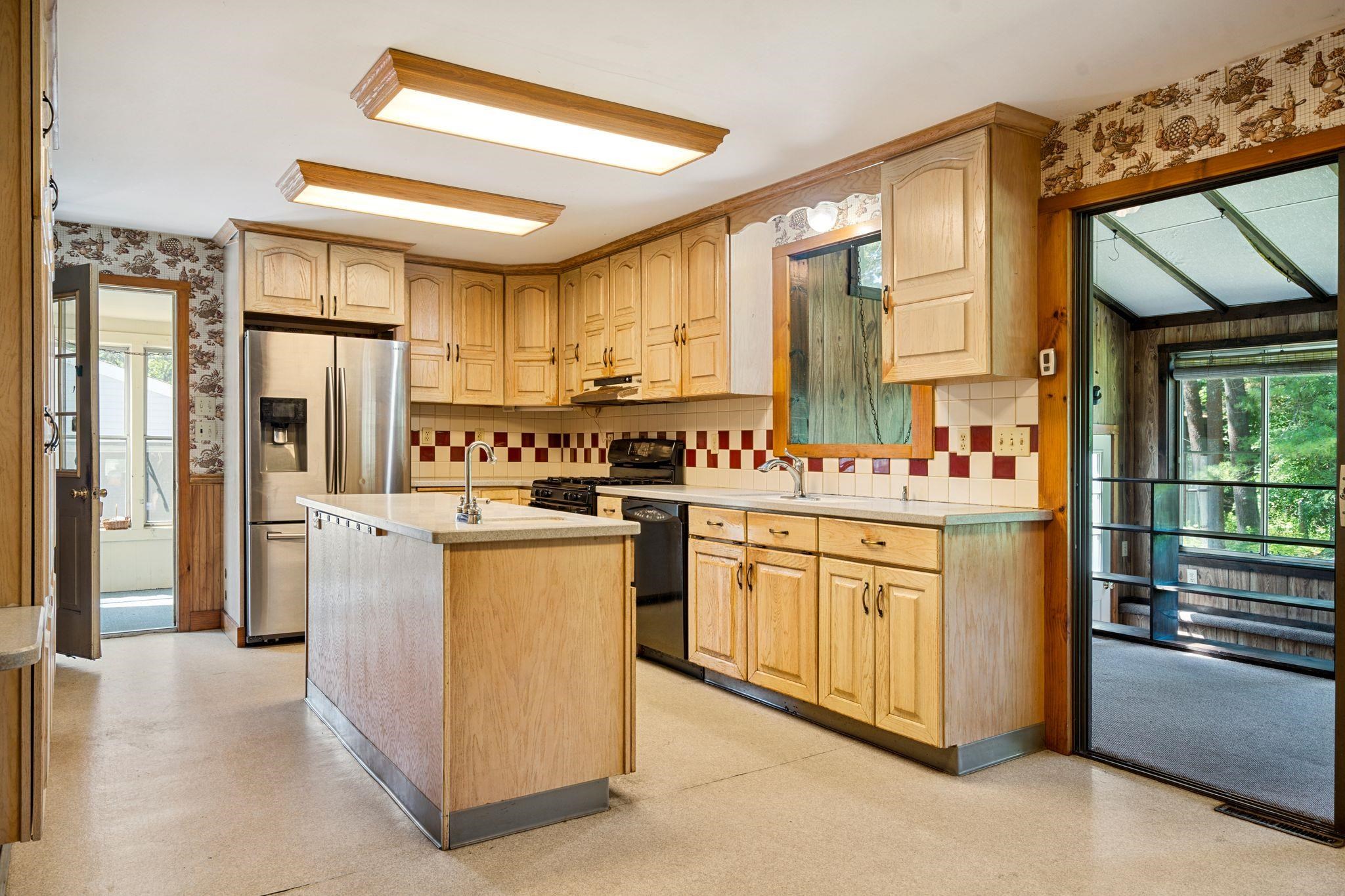 5 Estey Drive