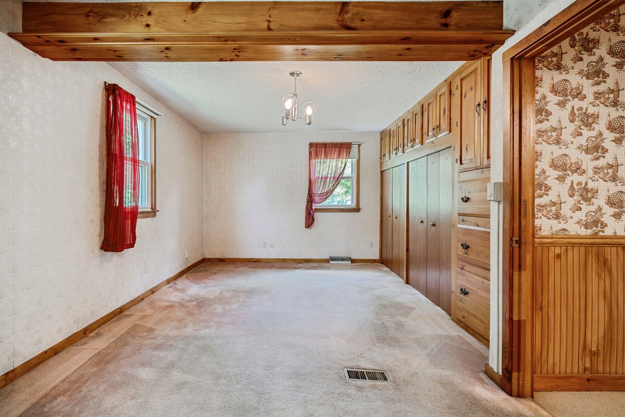 5 Estey Drive