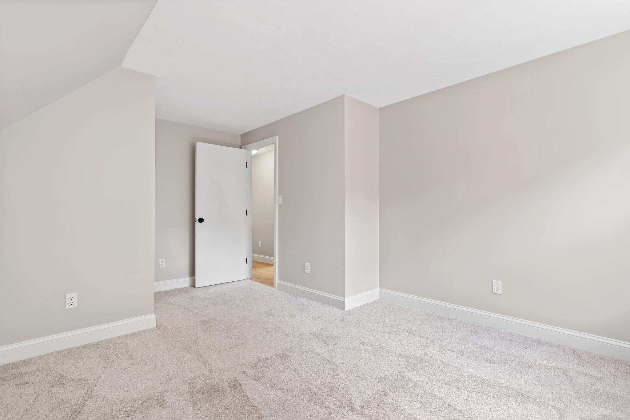 20 Millstream Lane