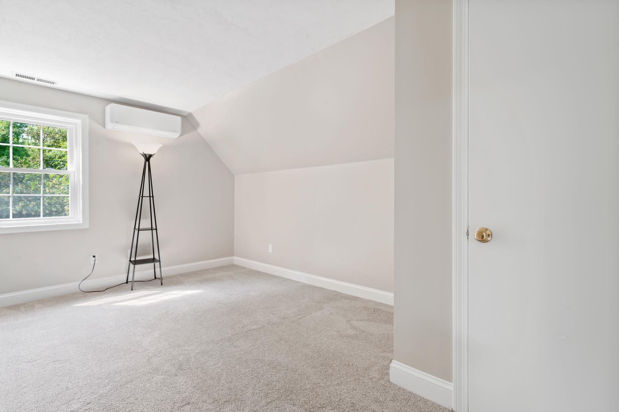 20 Millstream Lane
