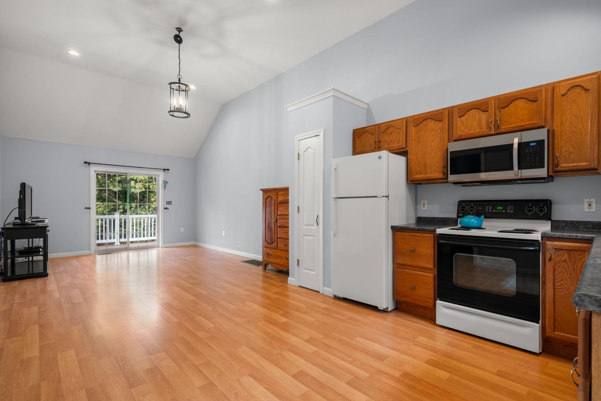 27 Eagle Ledge Road