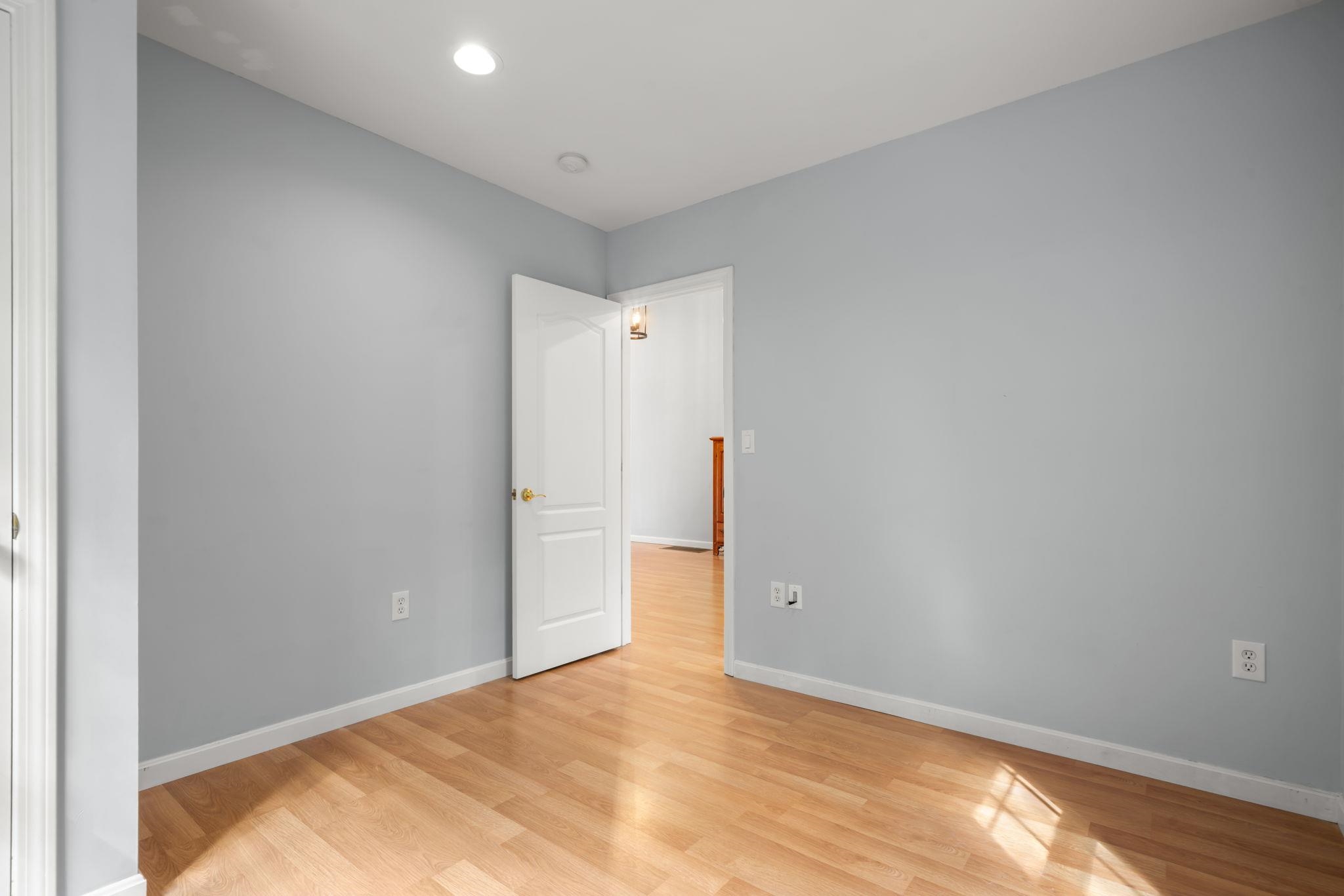 27 Eagle Ledge Road
