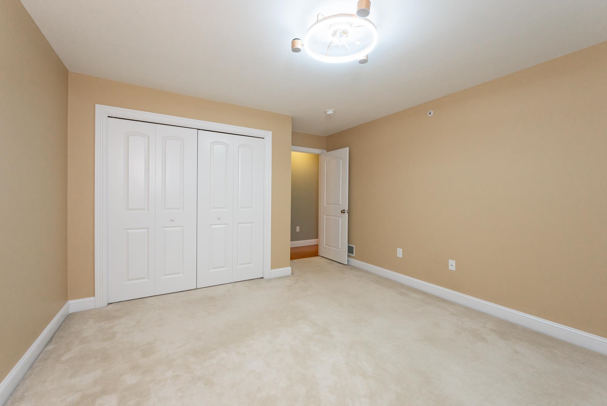 25 Clearview Circle Unit: A