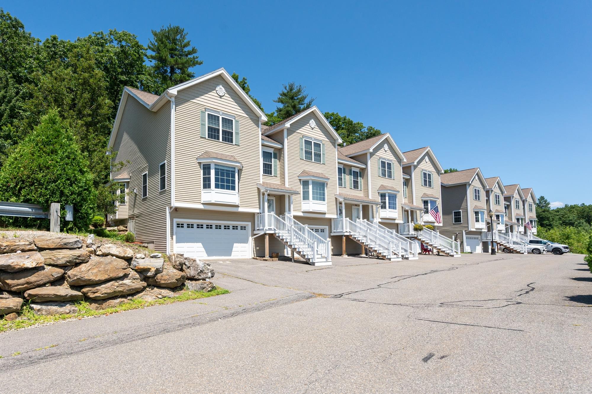 25 Clearview Circle Unit: A