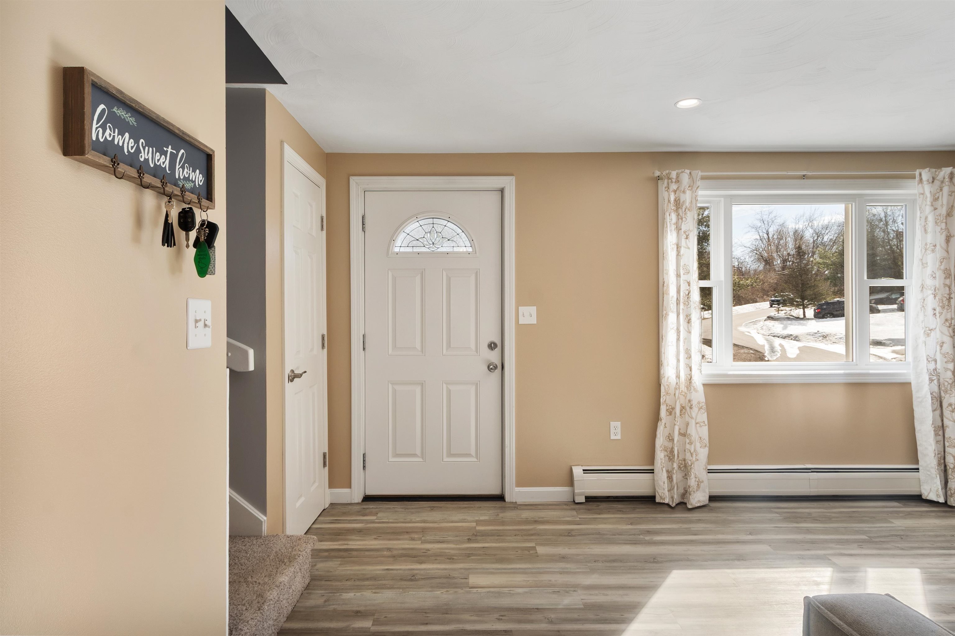 6 Mills Farm Circle Unit: R