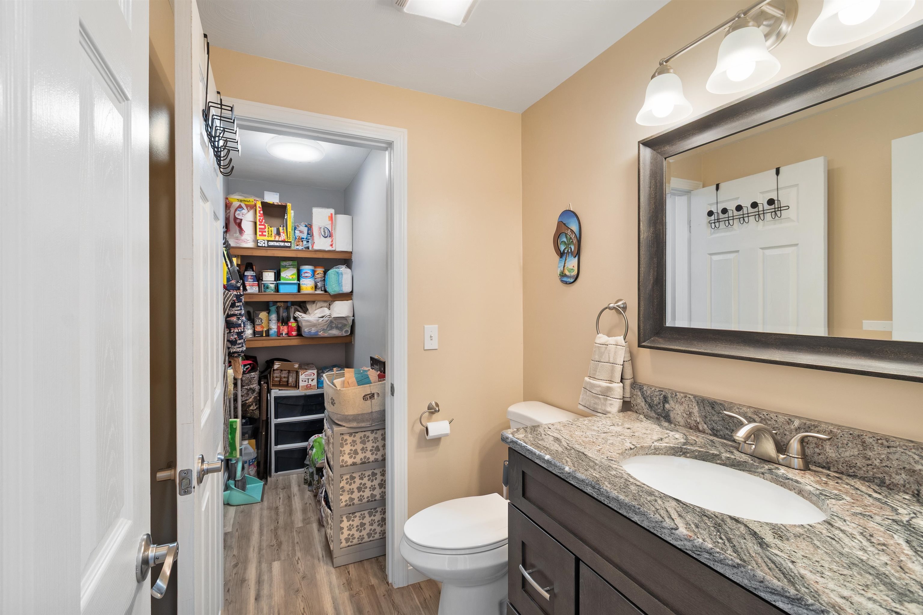 6 Mills Farm Circle Unit: R