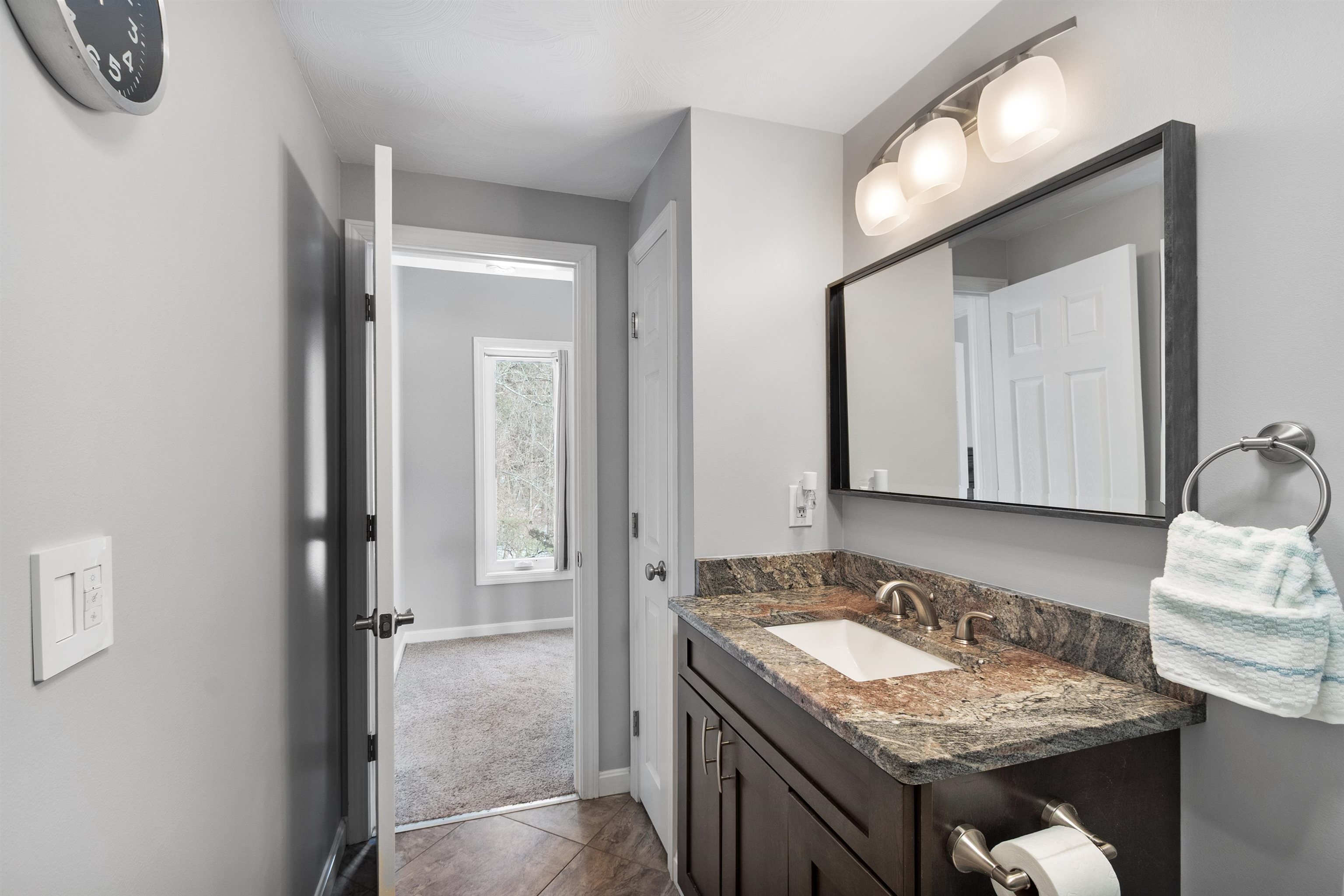 6 Mills Farm Circle Unit: R