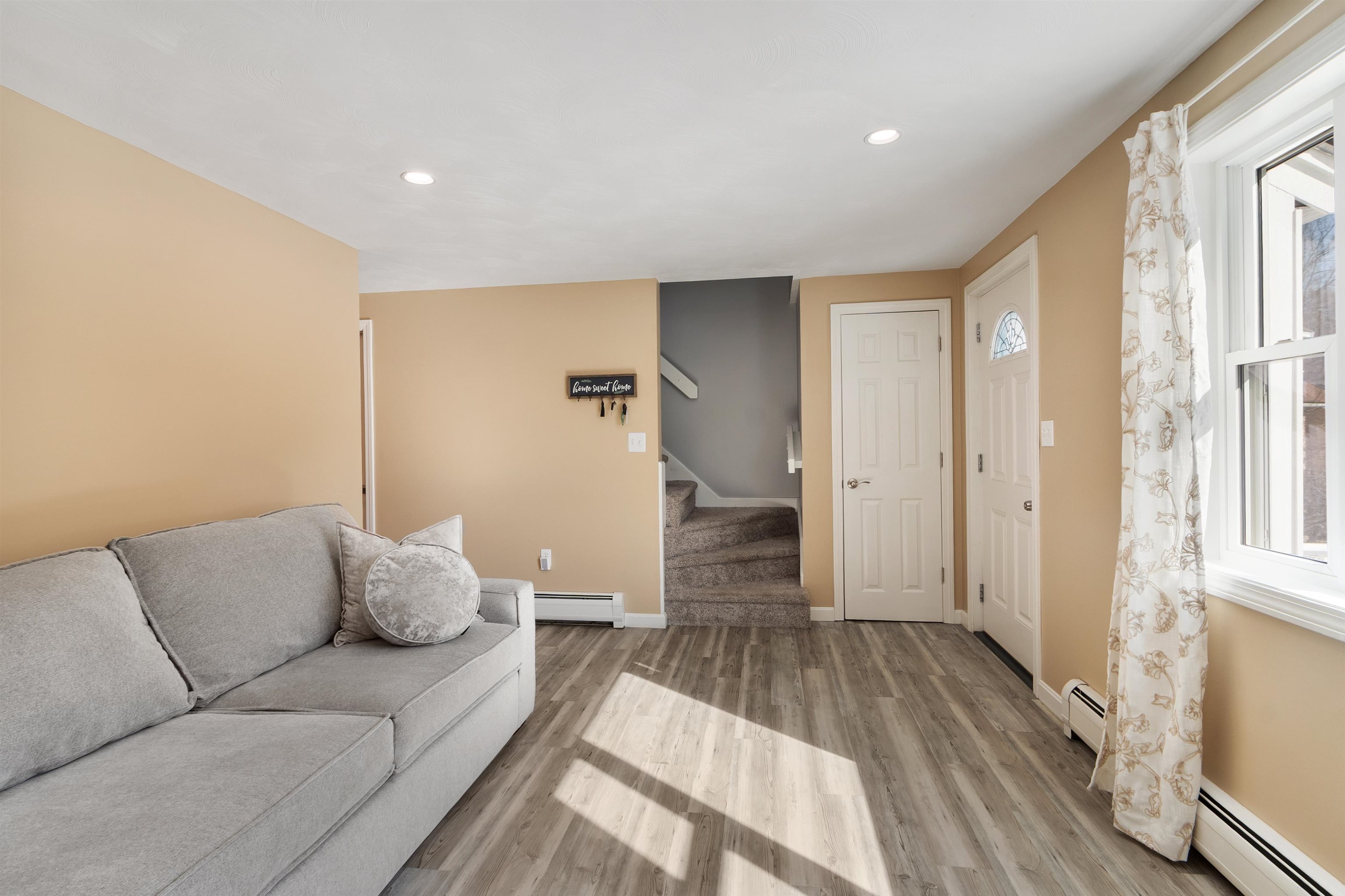 6 Mills Farm Circle Unit: R