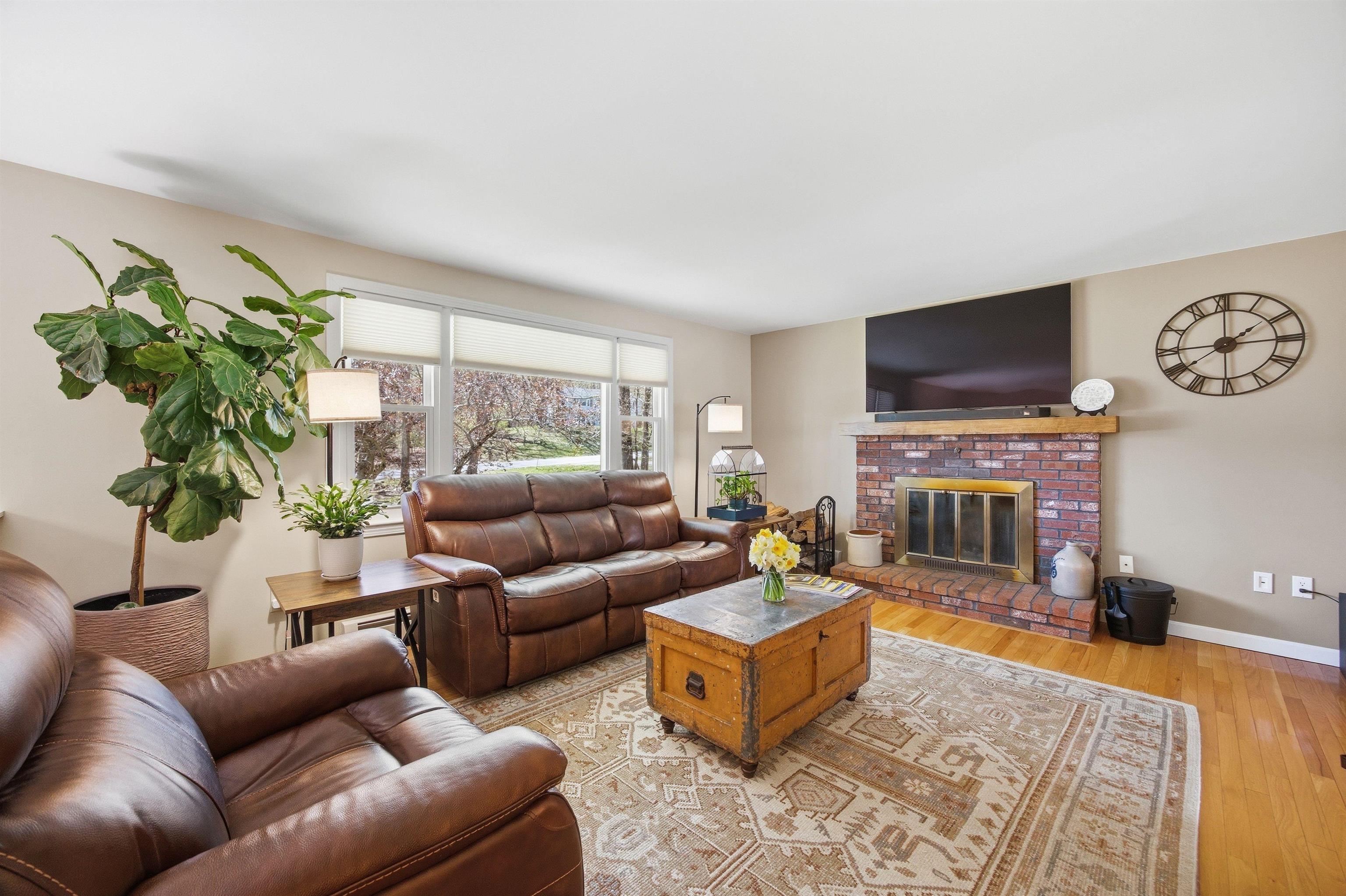 1 Debbie Terrace