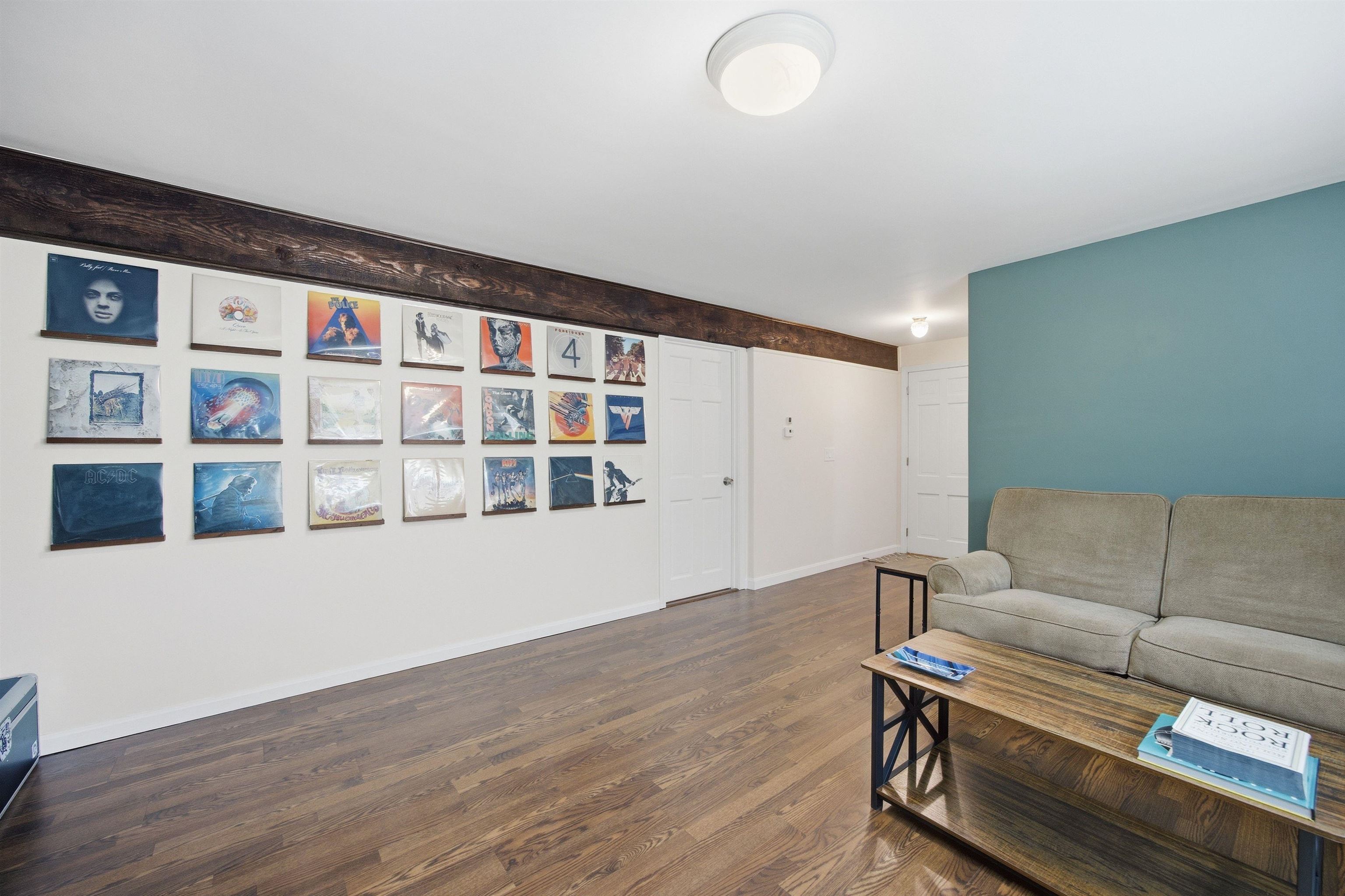 1 Debbie Terrace