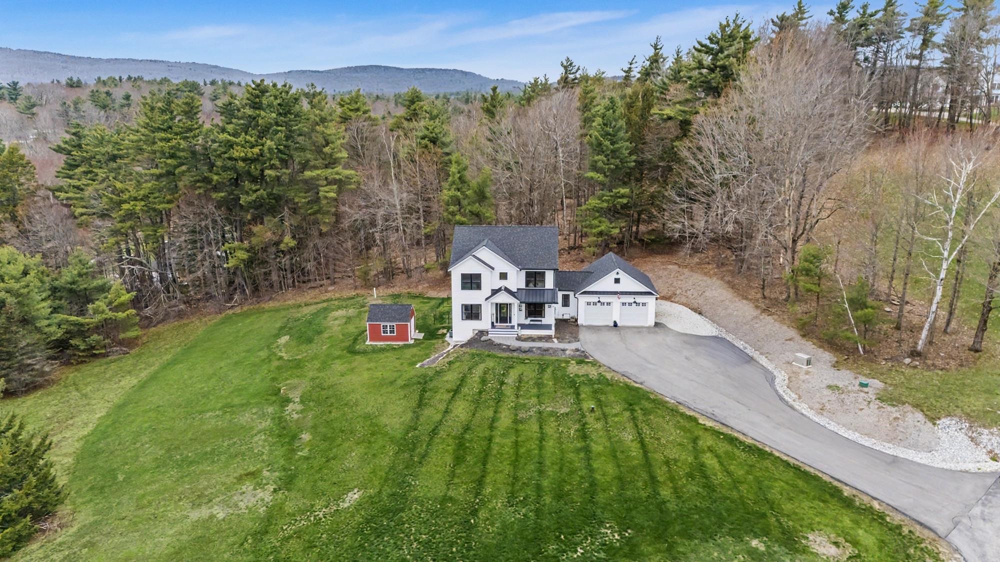 11 Hillside Drive