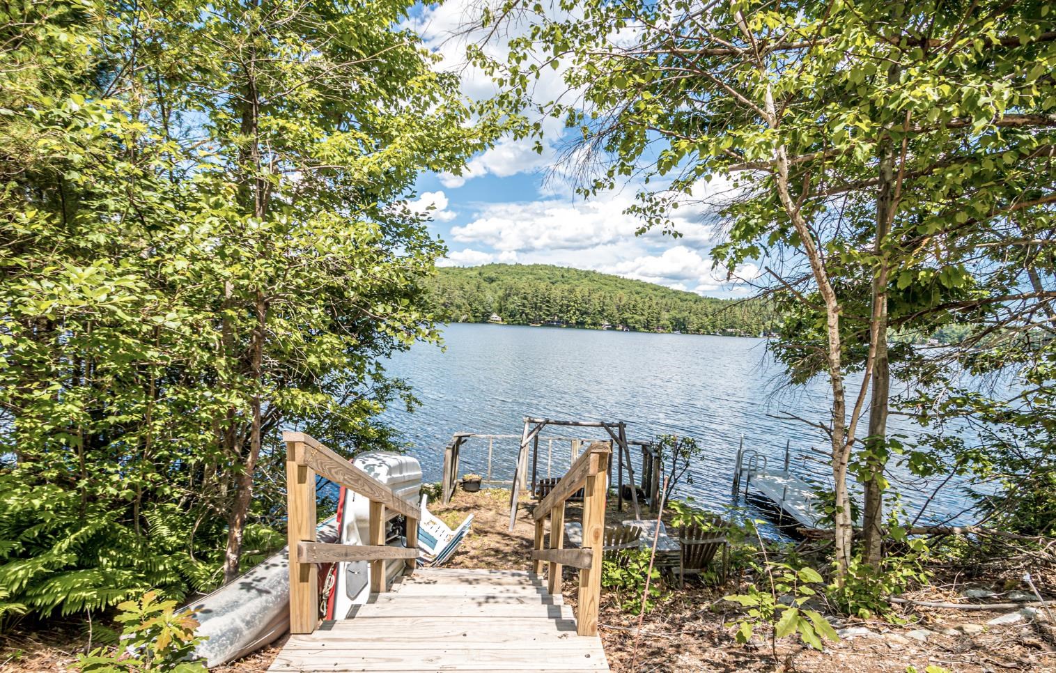 976 Lovell Lake Road