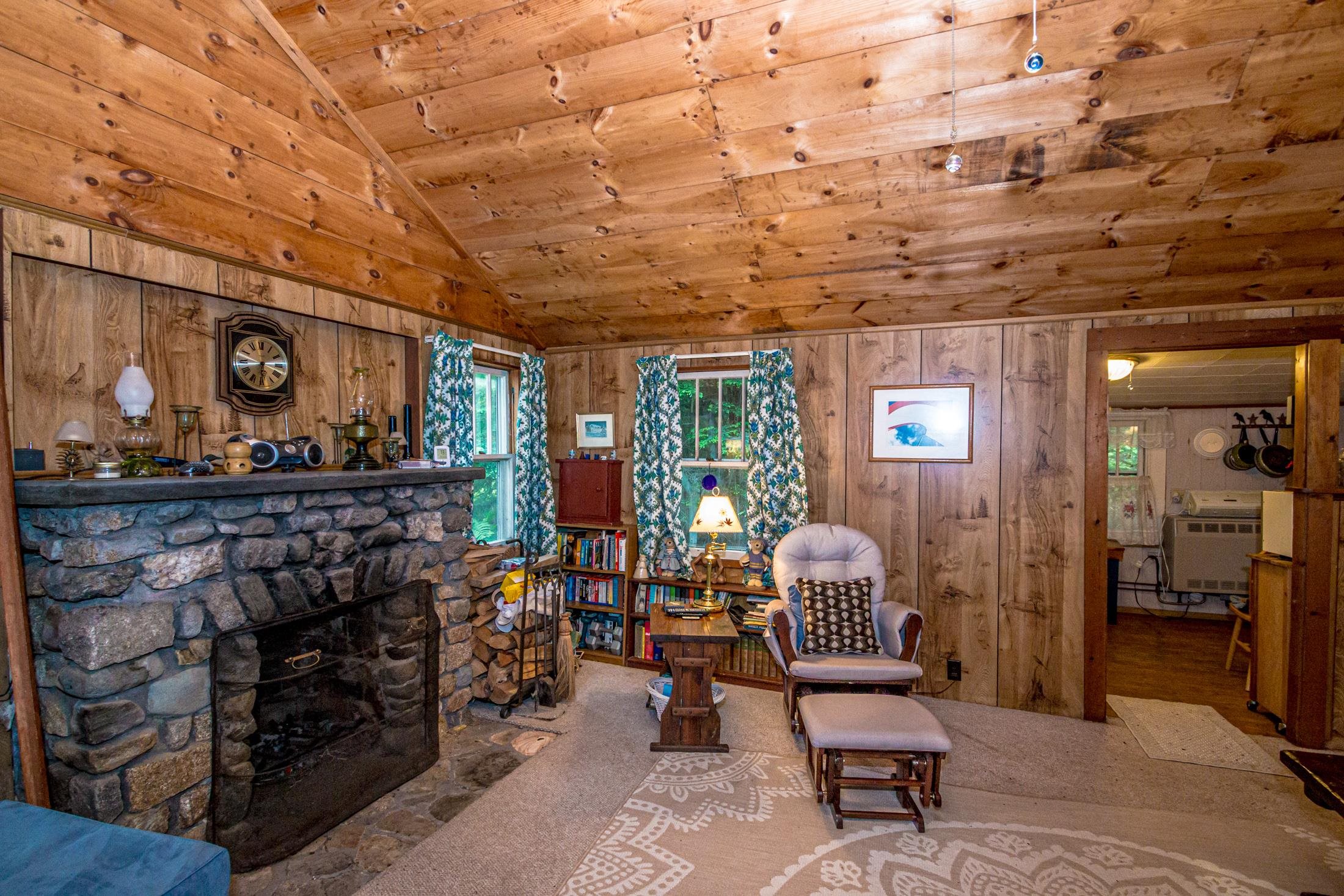 976 Lovell Lake Road