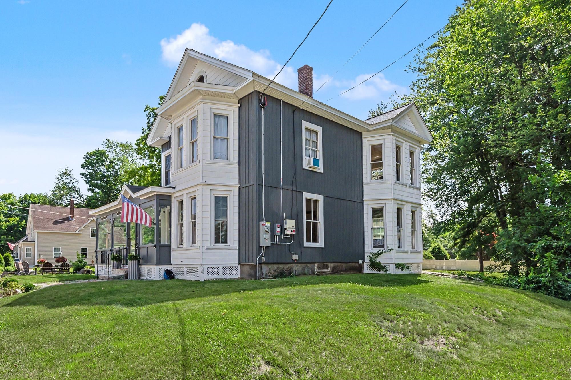 47 Oak Street