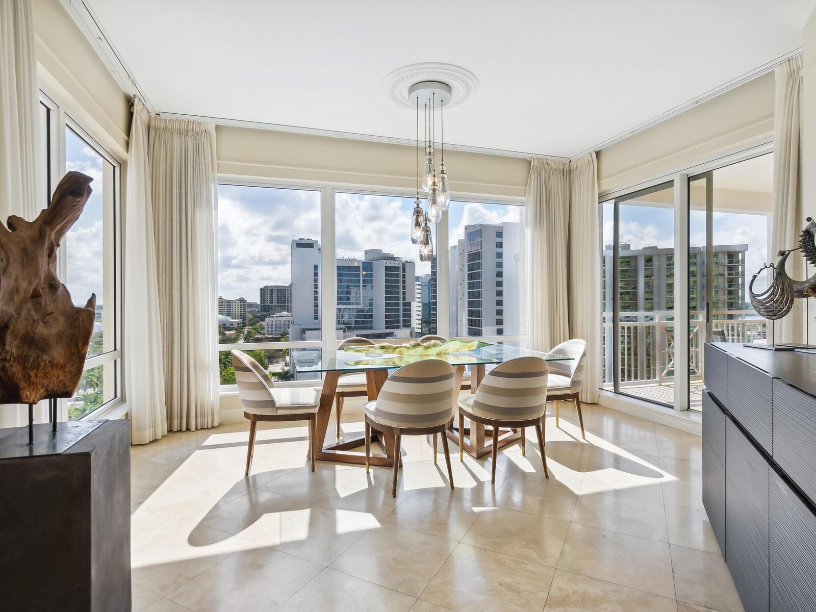 35 WATERGATE DR #1206