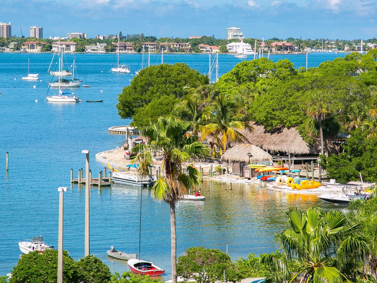 35 WATERGATE DR #1206