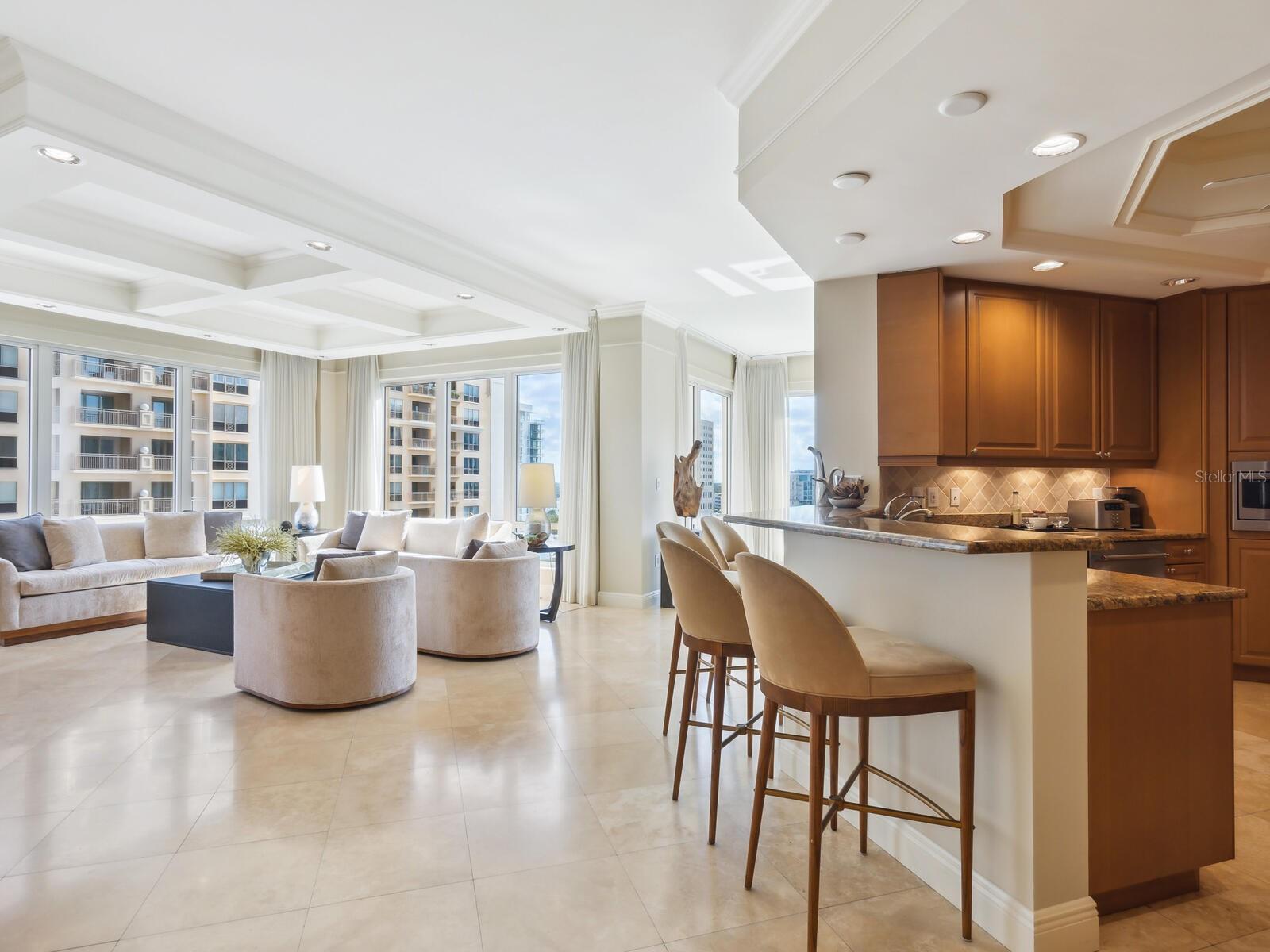 35 WATERGATE DR #1206