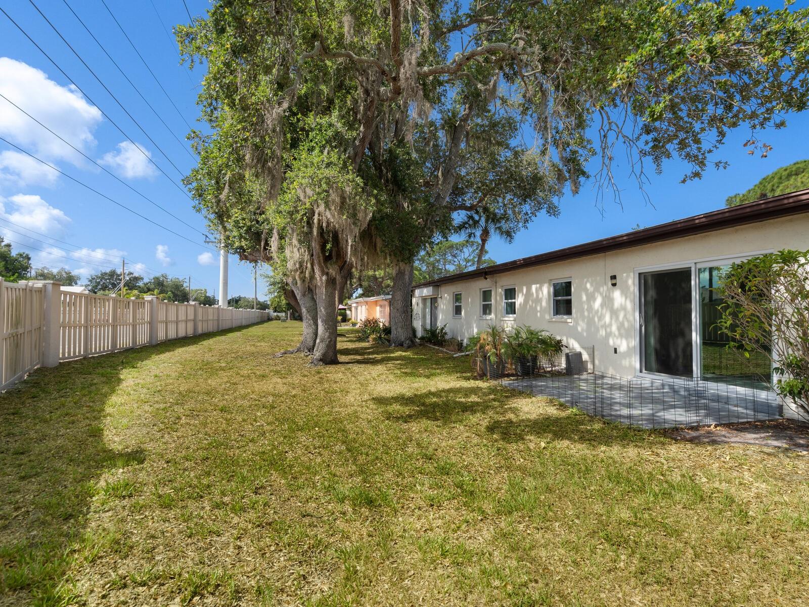 6225 GREEN VIEW DR #124