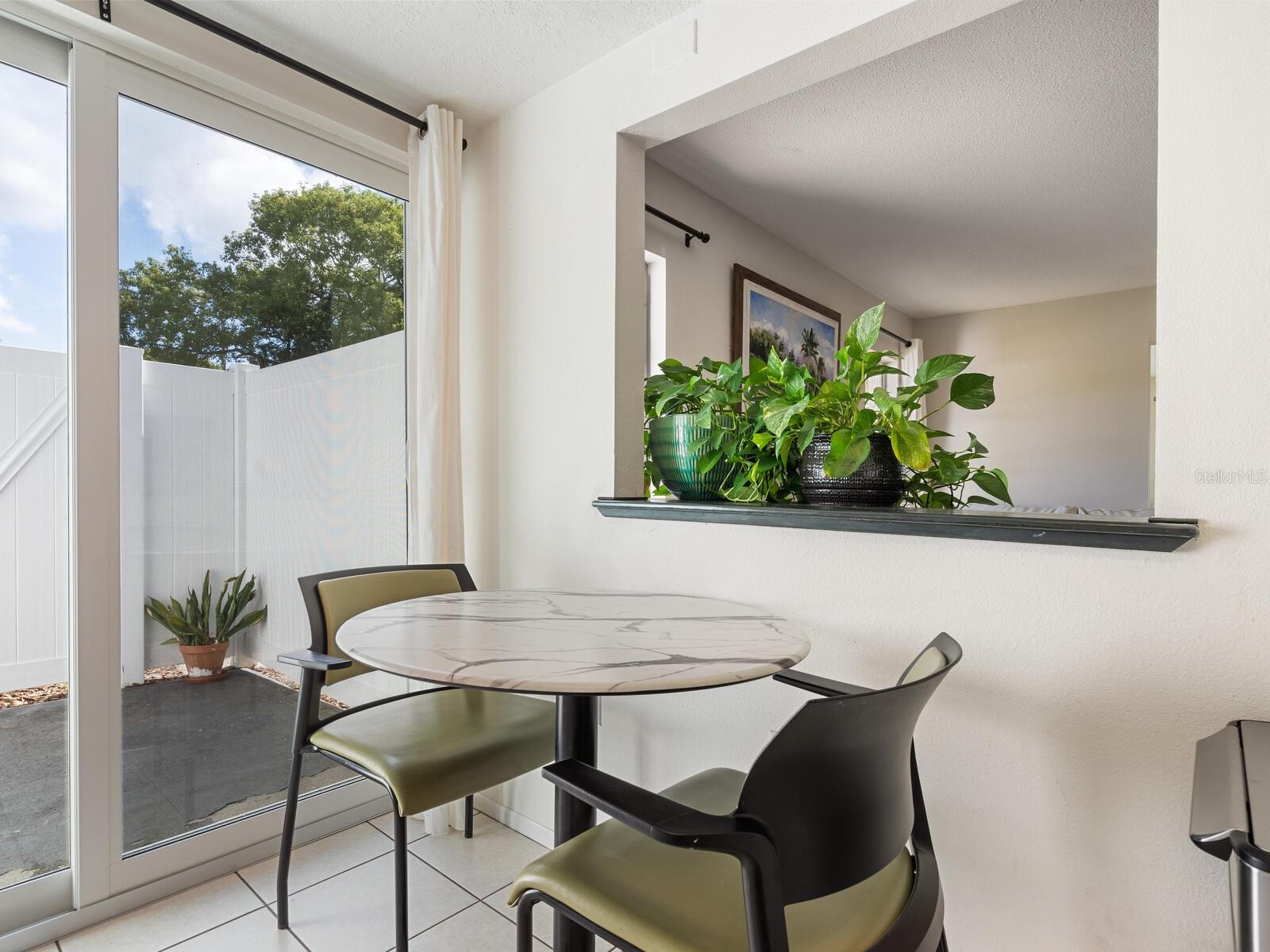 6225 GREEN VIEW DR #124