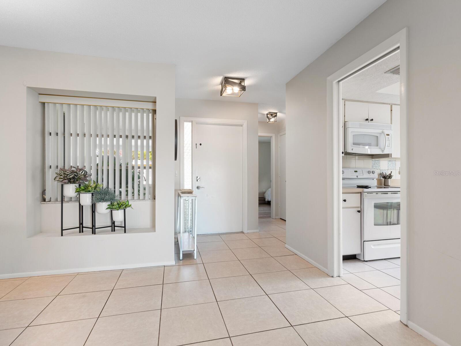 6225 GREEN VIEW DR #124