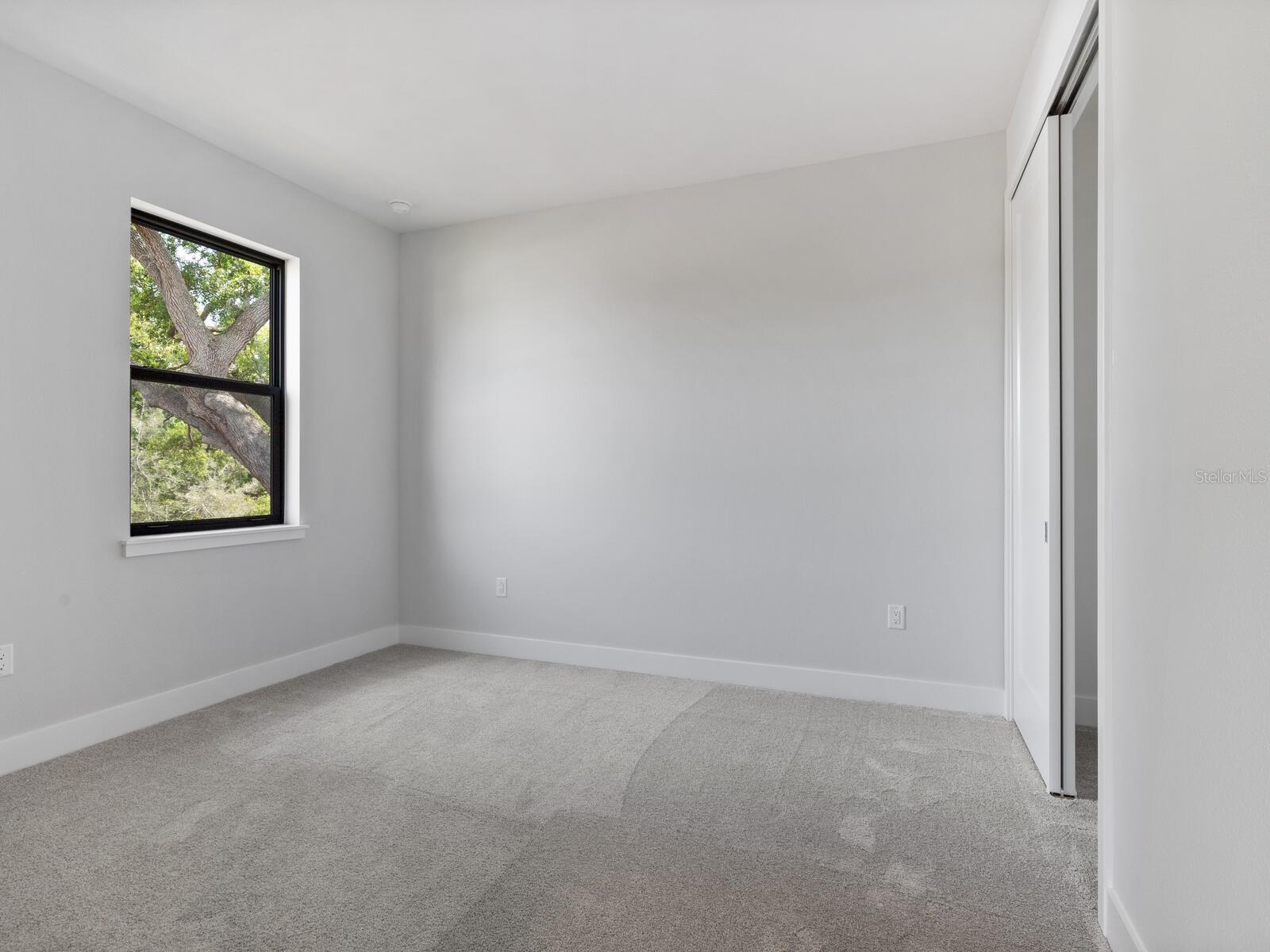 2208 BOUGAINVILLEA ST