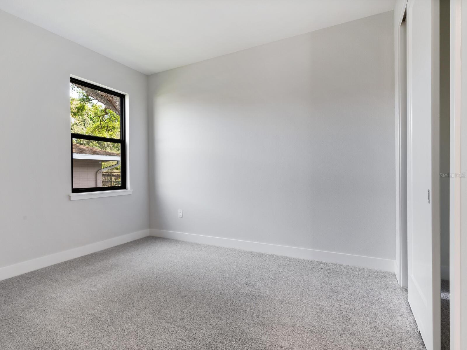 2208 BOUGAINVILLEA ST