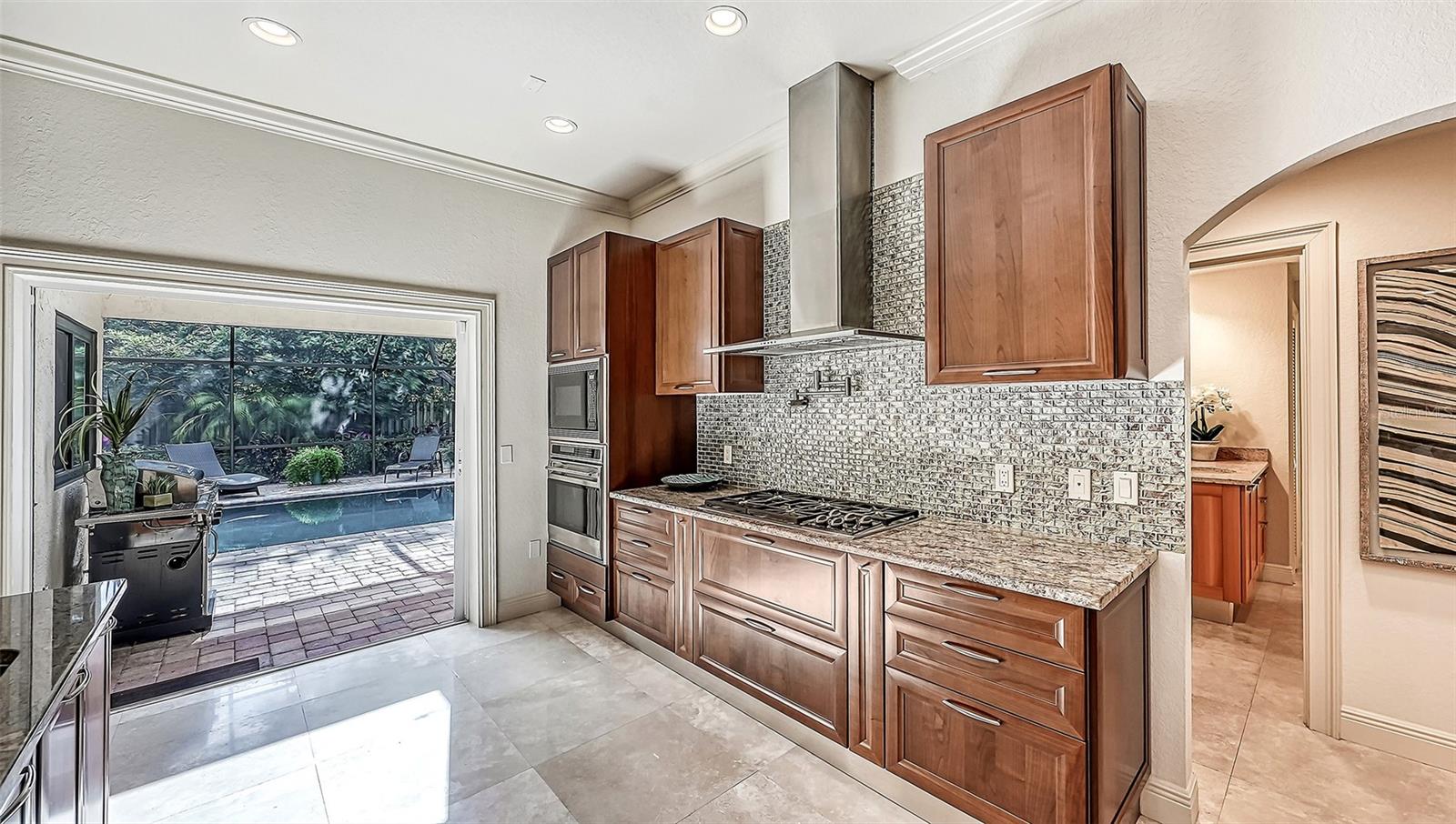 5104 FLICKER FIELD CIR