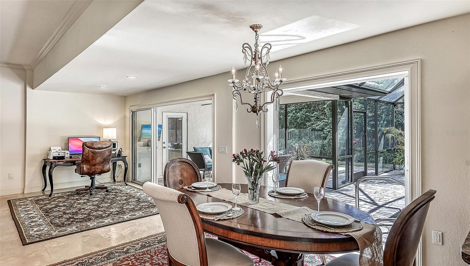 5104 FLICKER FIELD CIR