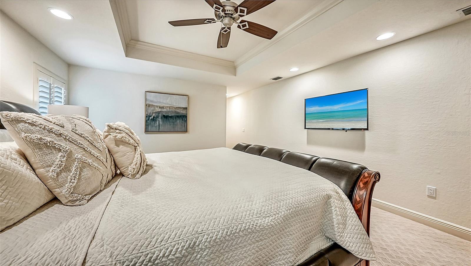 5104 FLICKER FIELD CIR